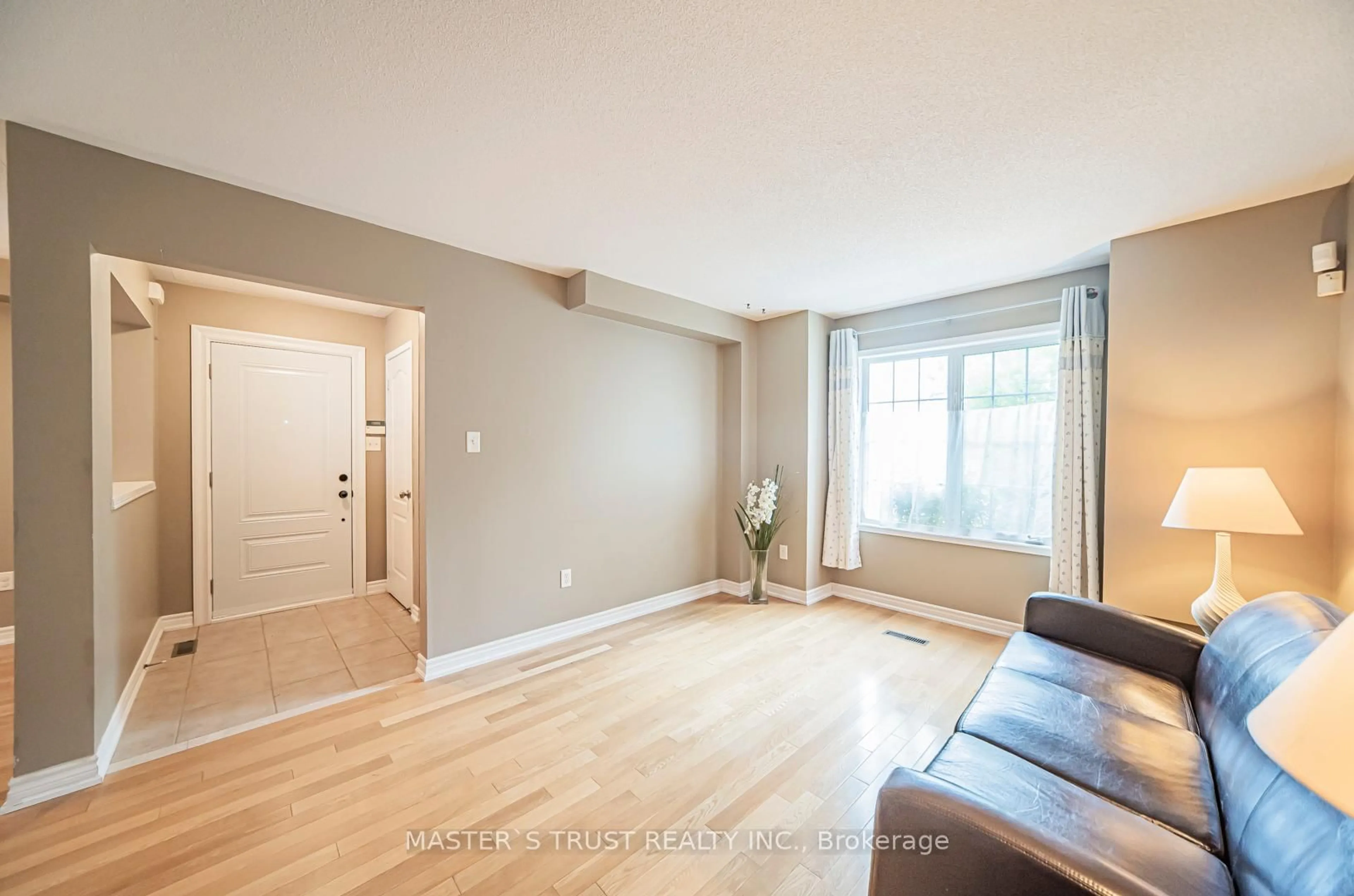 Unknown for 124 White's Hill Ave, Markham Ontario L6B 1C8