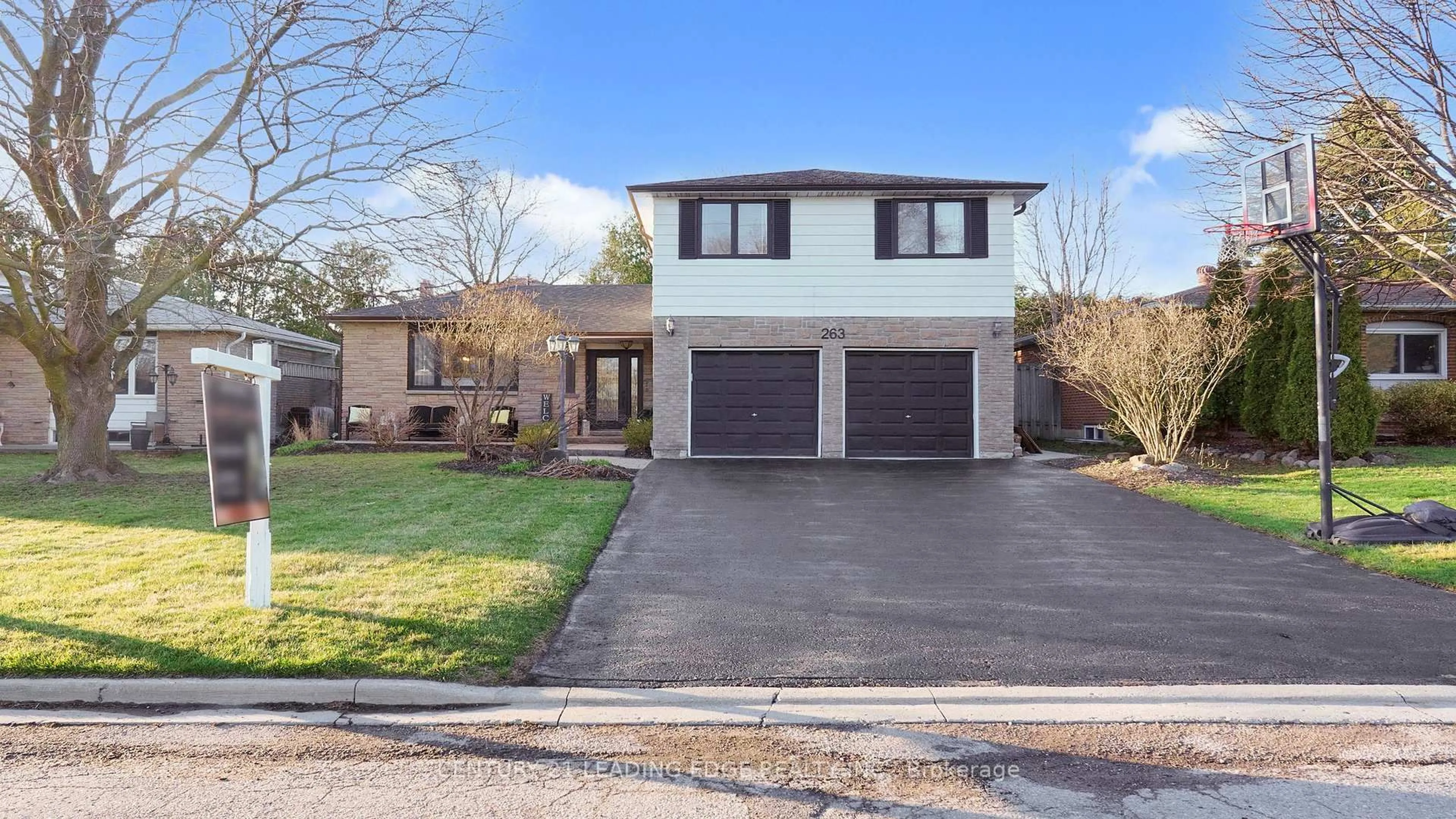 Home with brick exterior material, street for 263 North St, Whitchurch-Stouffville Ontario L4A 4Z8