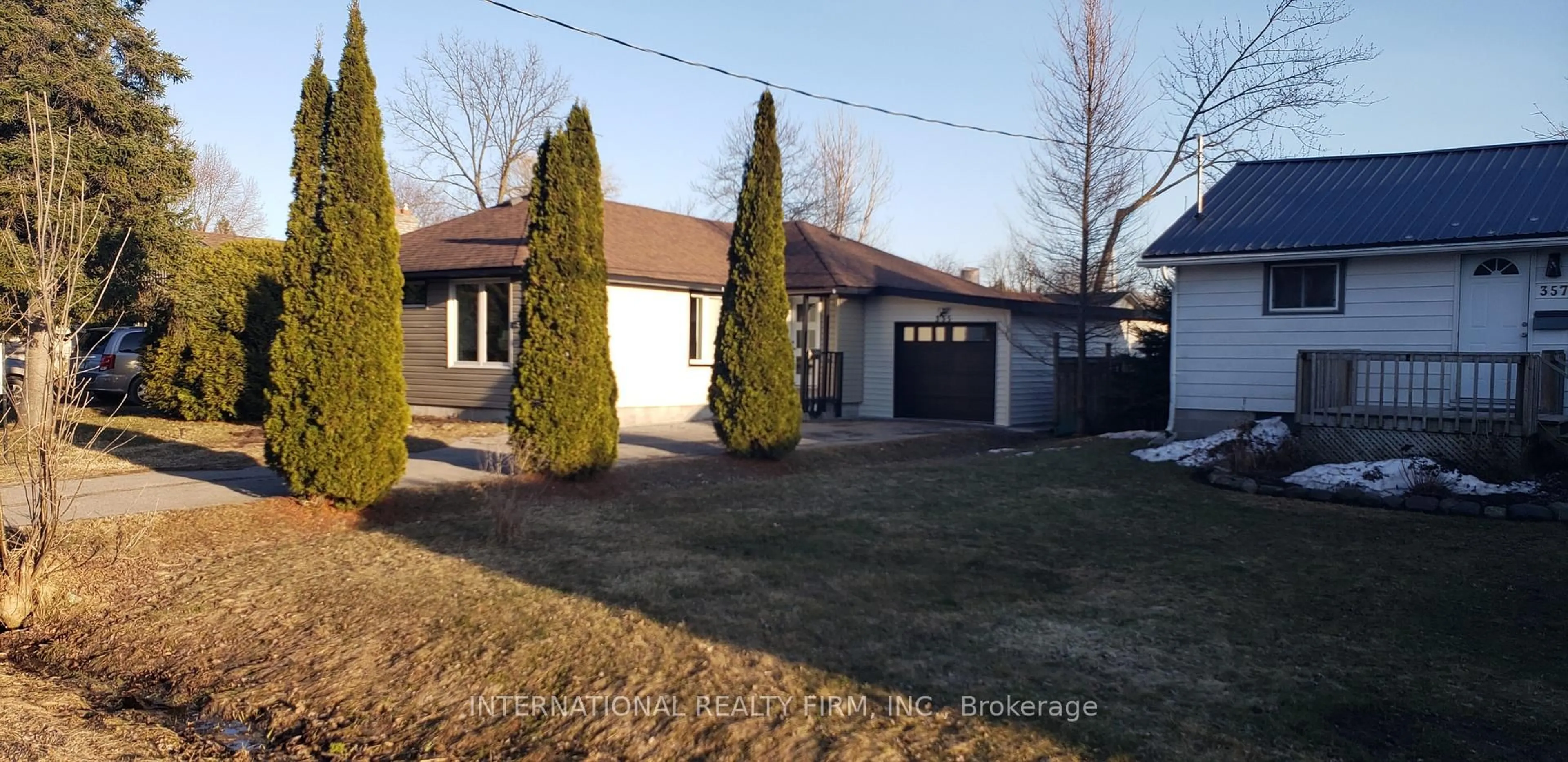 Unknown for 355 Hollywood Dr, Georgina Ontario L4P 3A2