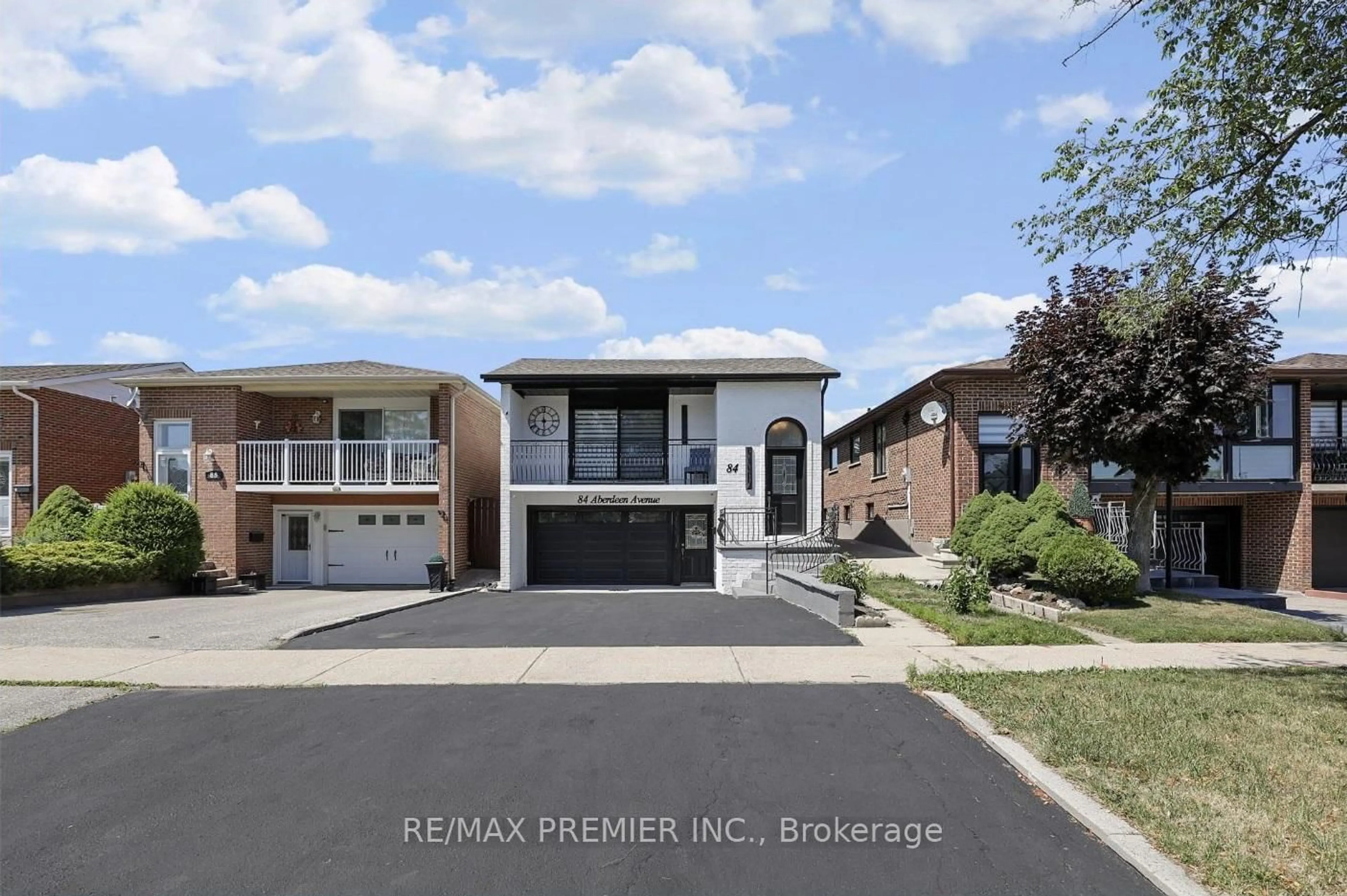 Home with brick exterior material, street for 84 Aberdeen Ave, Vaughan Ontario L4L 1C2