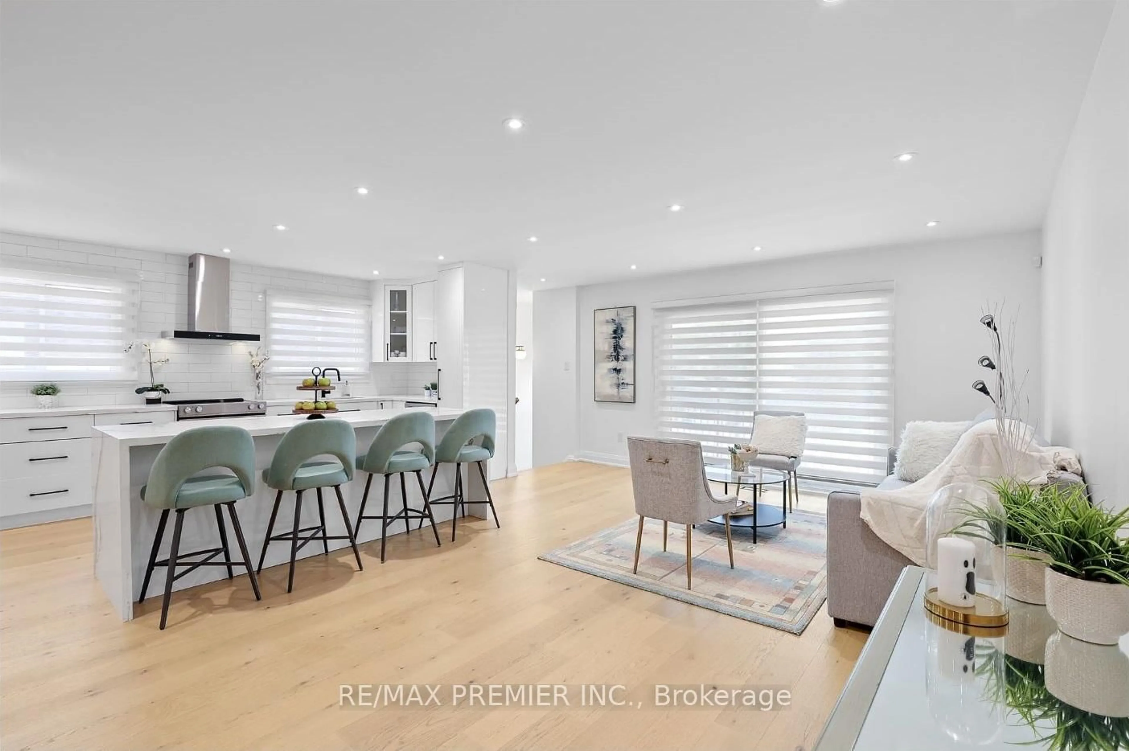 Open concept kitchen, unknown for 84 Aberdeen Ave, Vaughan Ontario L4L 1C2