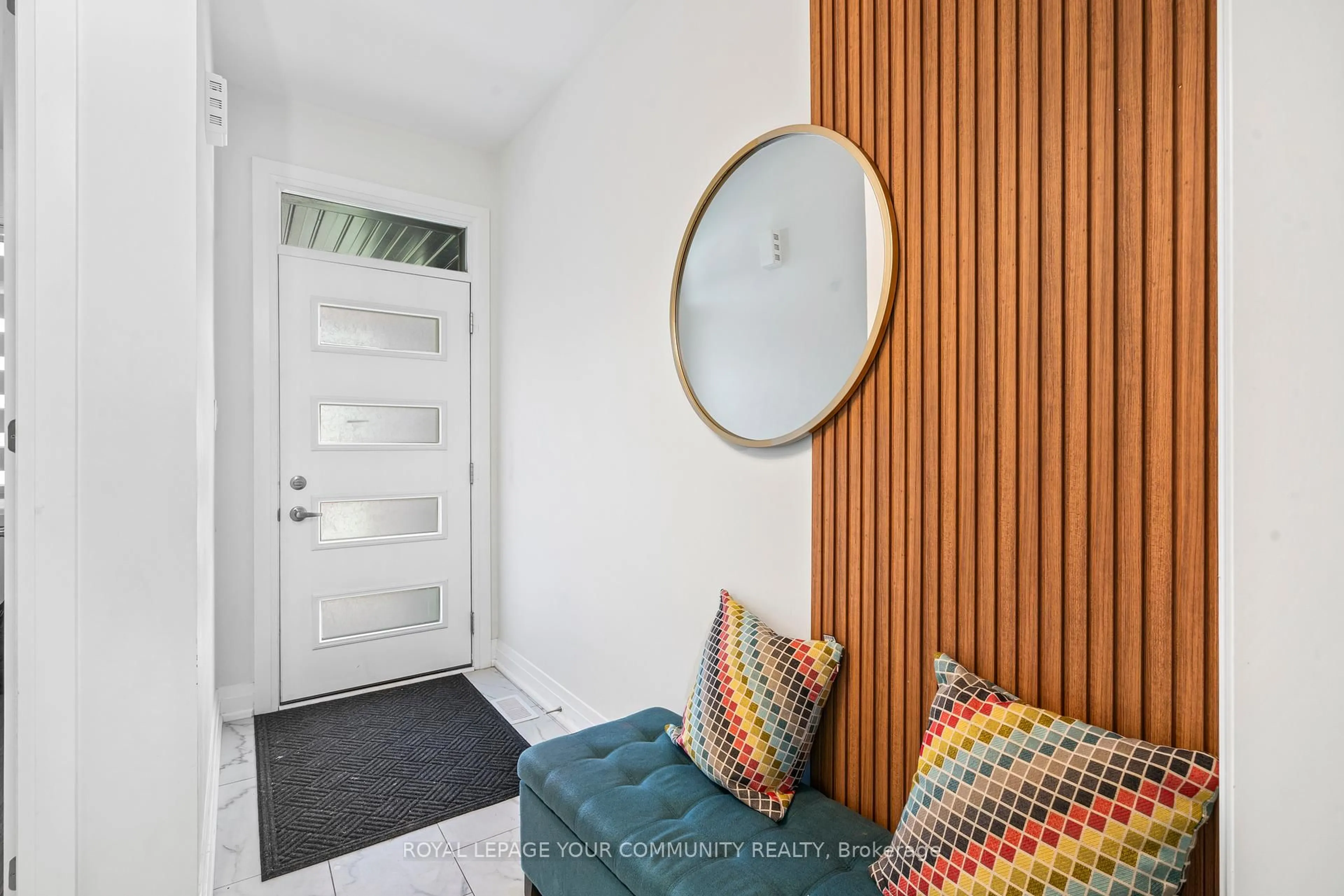 Indoor entryway for 82 NAVITAS Cres, Markham Ontario L6C 3K7