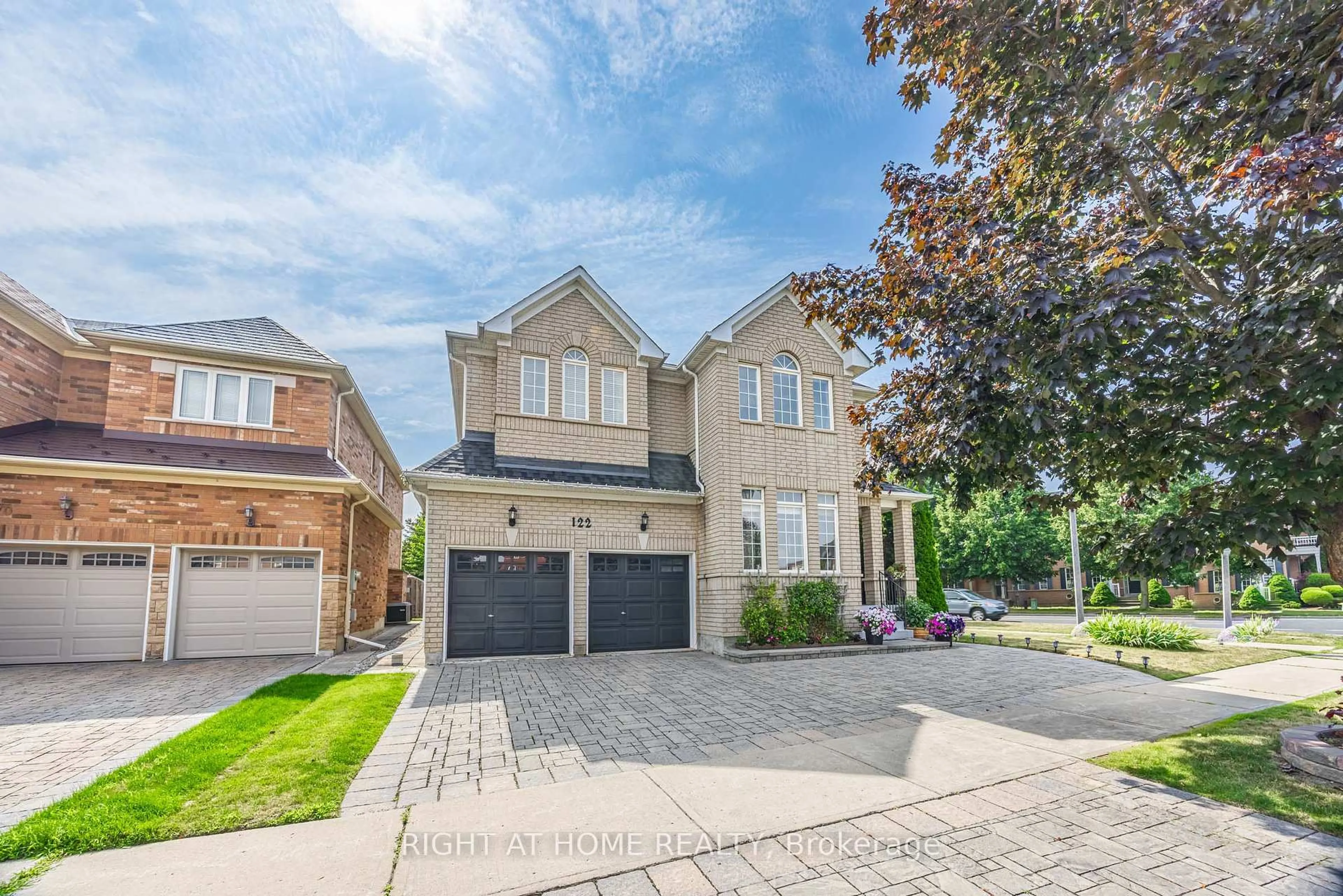 Home with brick exterior material, street for 122 Annina Cres, Markham Ontario L3R 4S5