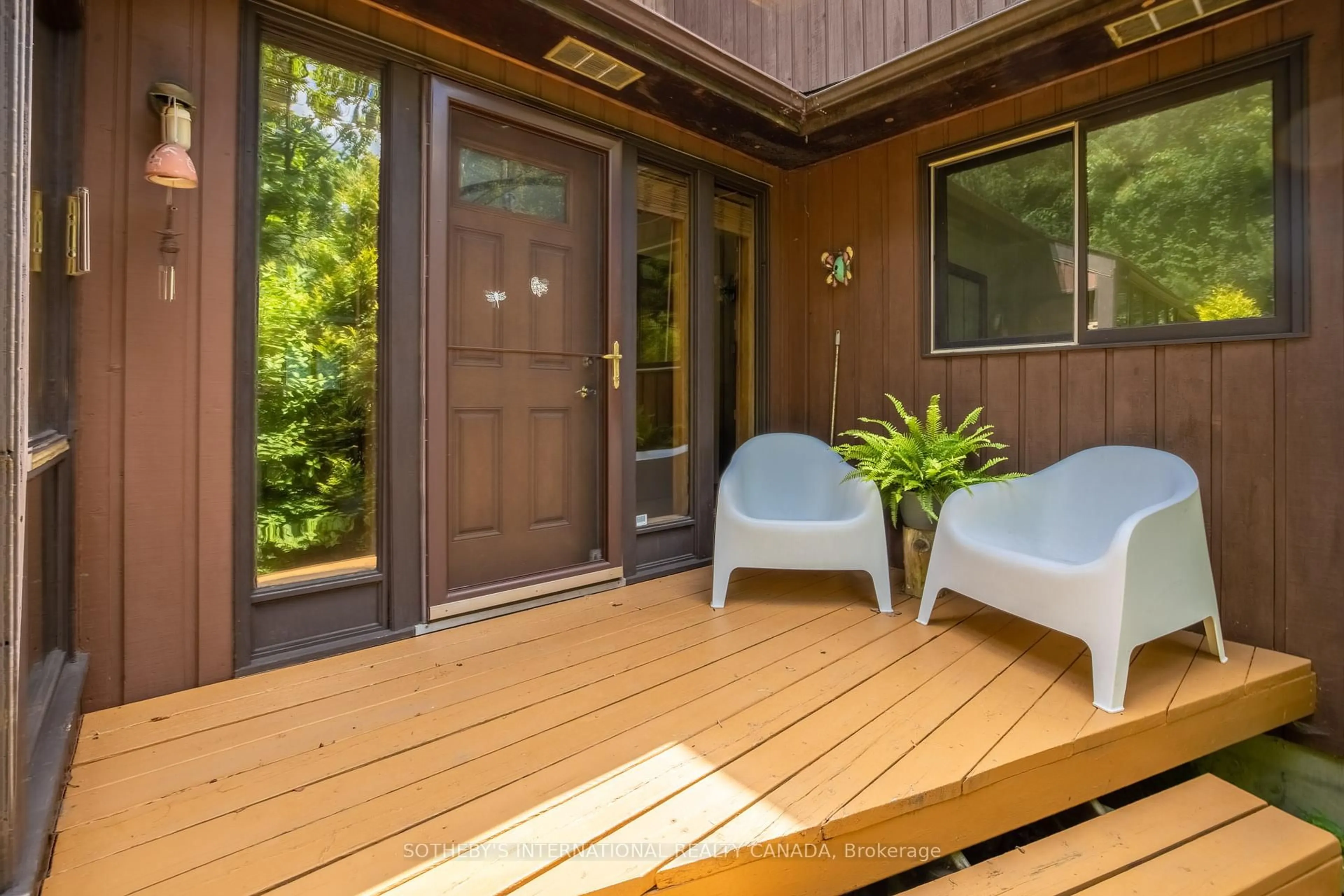 Patio, unknown for 16235 7th Concession, King Ontario L7B 0E1