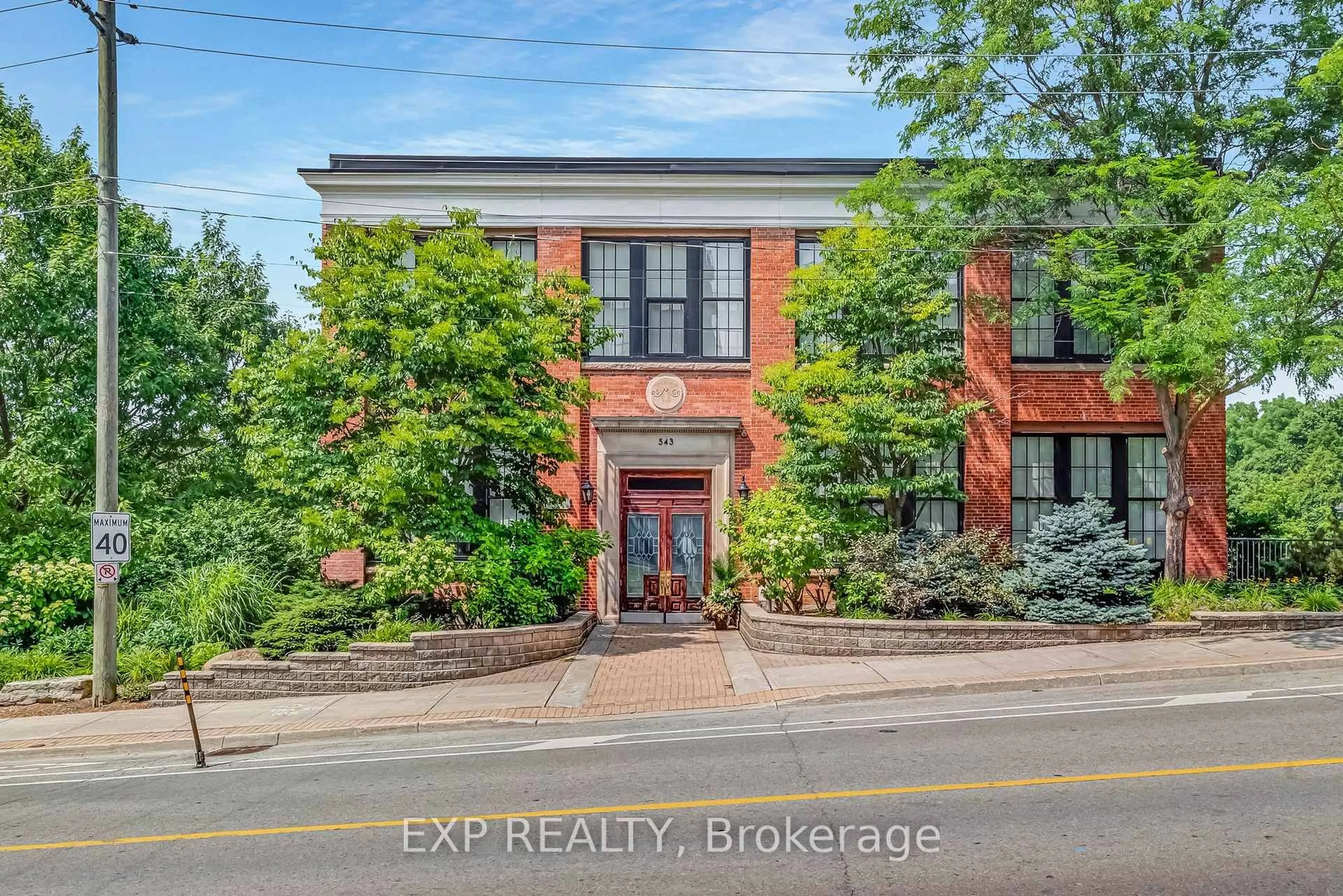 Home with brick exterior material, building for 543 Timothy St #111, Newmarket Ontario L3Y 1R1