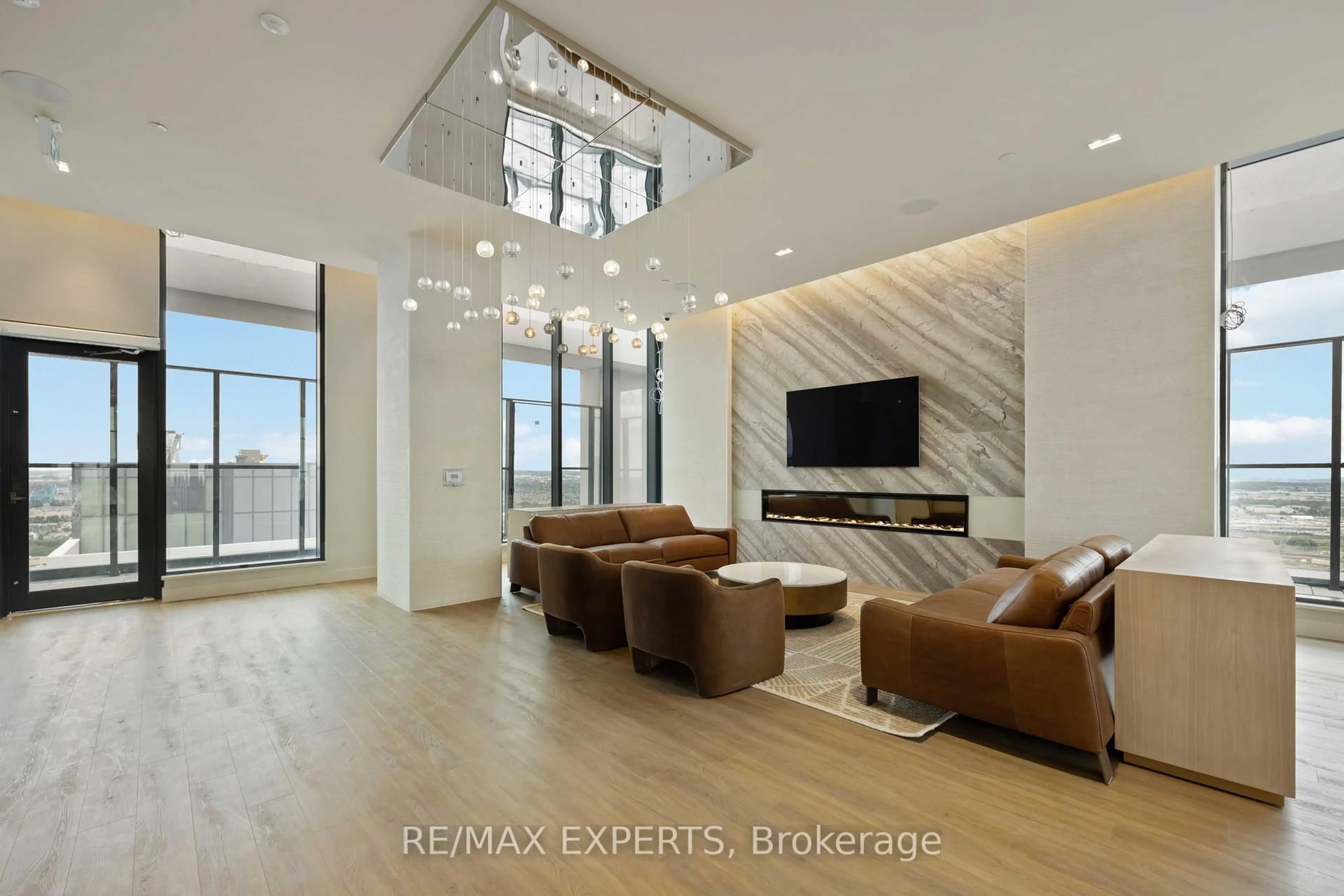 Unknown for 8960 Jane St #1002, Vaughan Ontario L4K 2M9