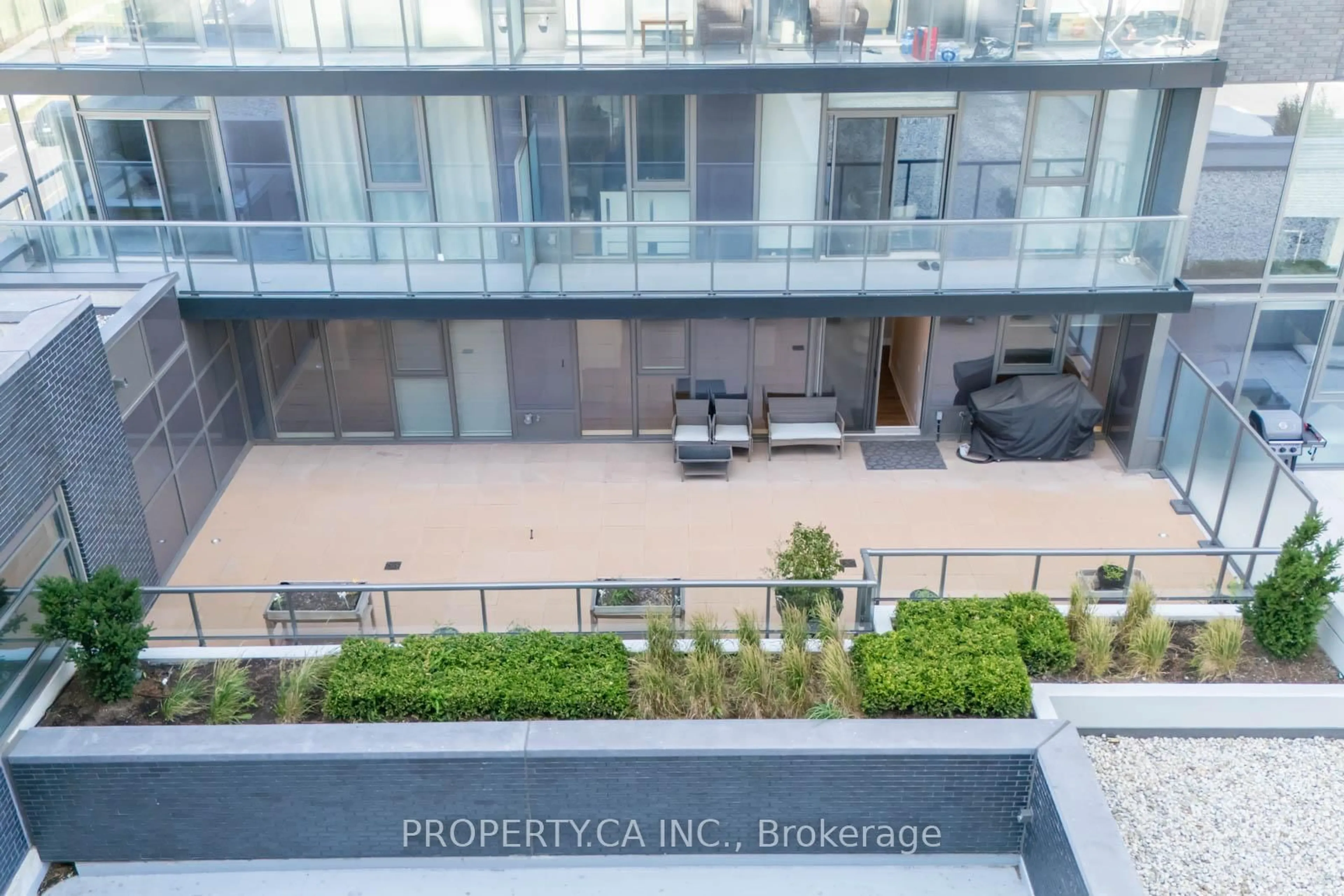 A pic from outside/outdoor area/front of a property/back of a property/a pic from drone, city buildings view from balcony for 10 Gatineau Dr #216W, Vaughan Ontario L4J 0L2