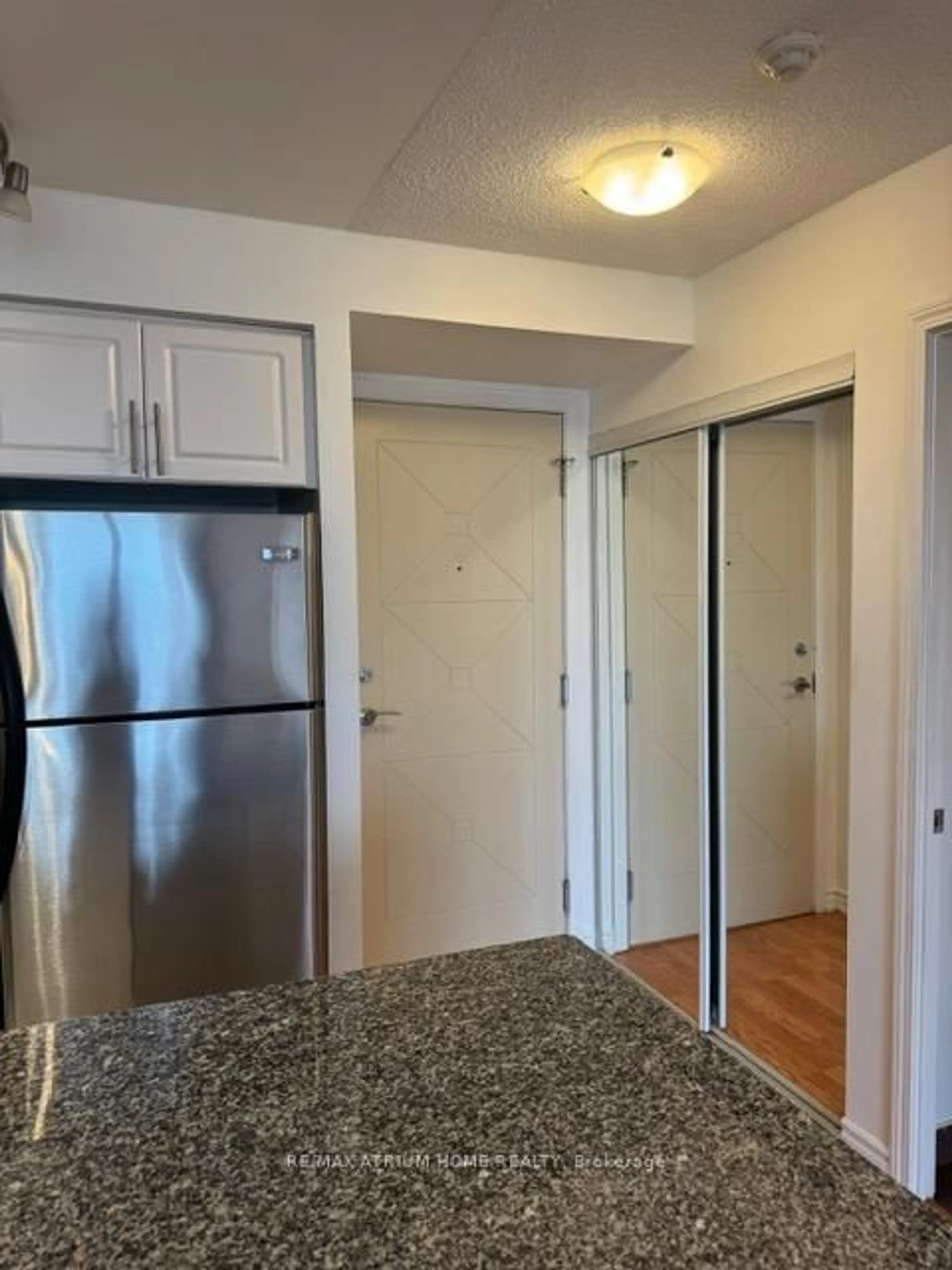 Unknown for 18 Harding Blvd #1124, Richmond Hill Ontario L4C 0T3