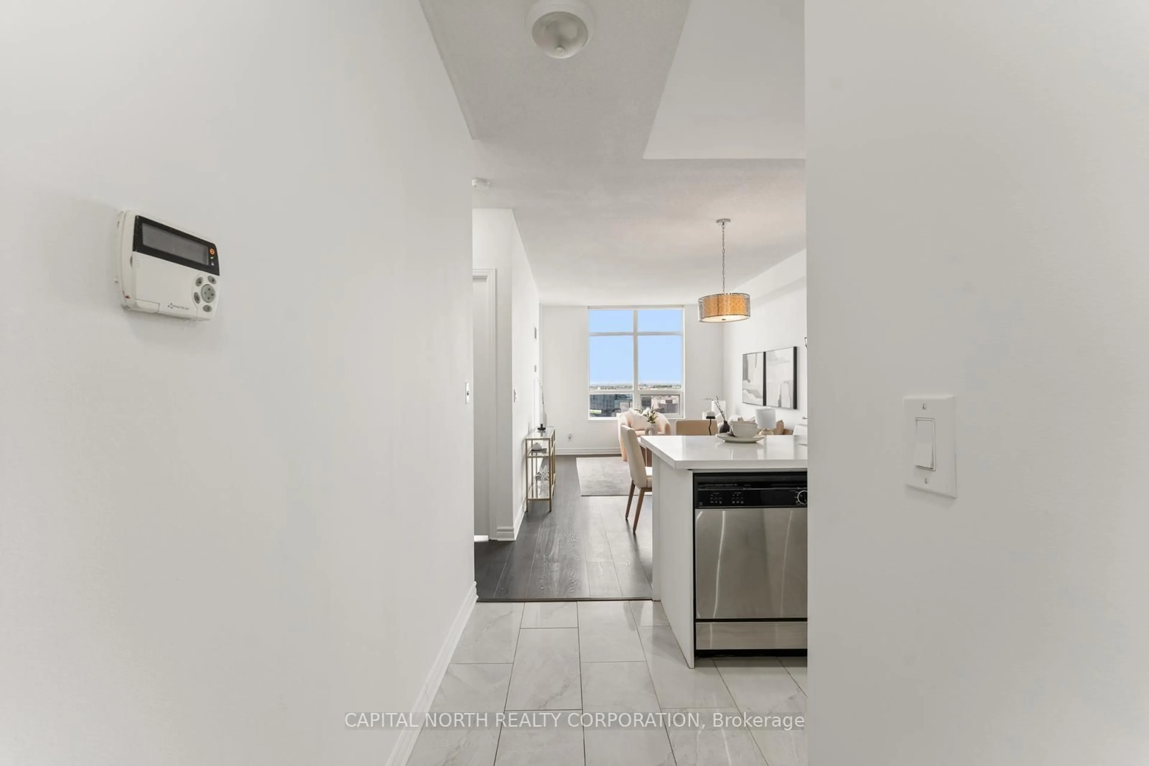 Unknown for 9225 Jane St #915, Vaughan Ontario L6A 0J7