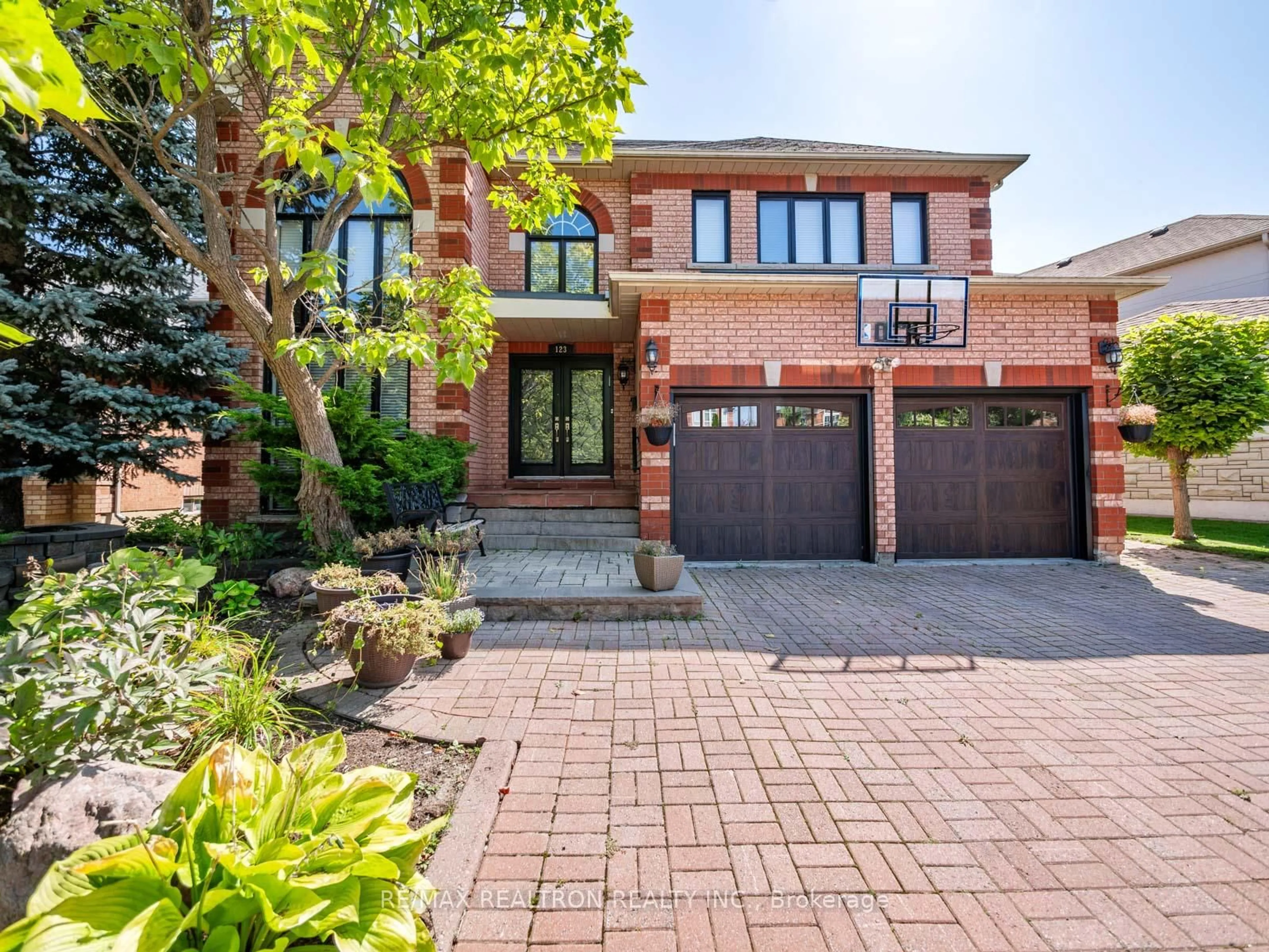 Home with brick exterior material, street for 123 Hammerstone Cres, Vaughan Ontario L4J 8B2