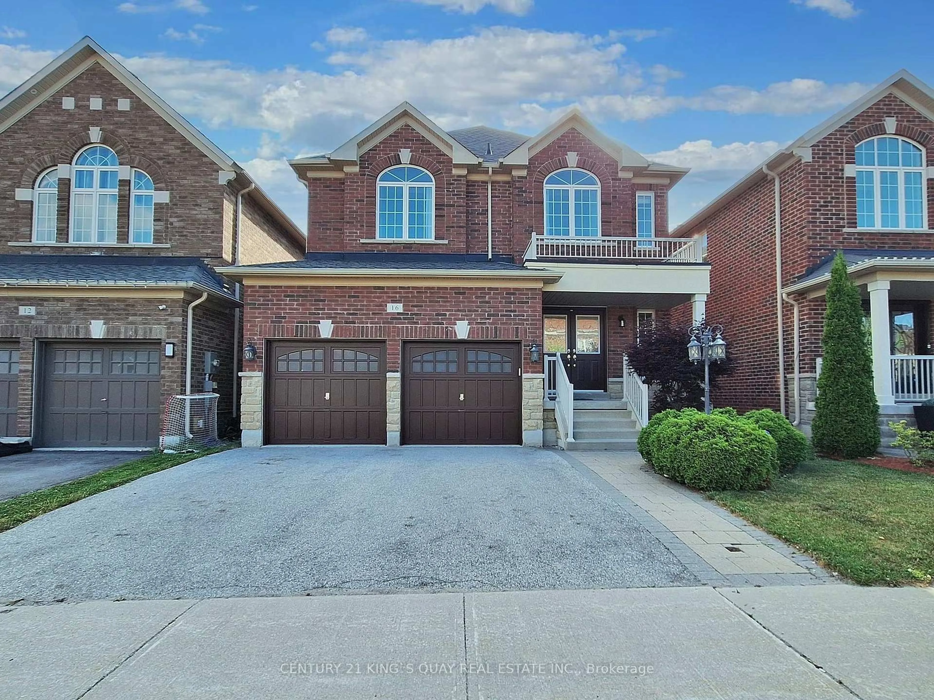 Home with brick exterior material, street for 16 Naylor Dr, Bradford West Gwillimbury Ontario L3Z 0K1