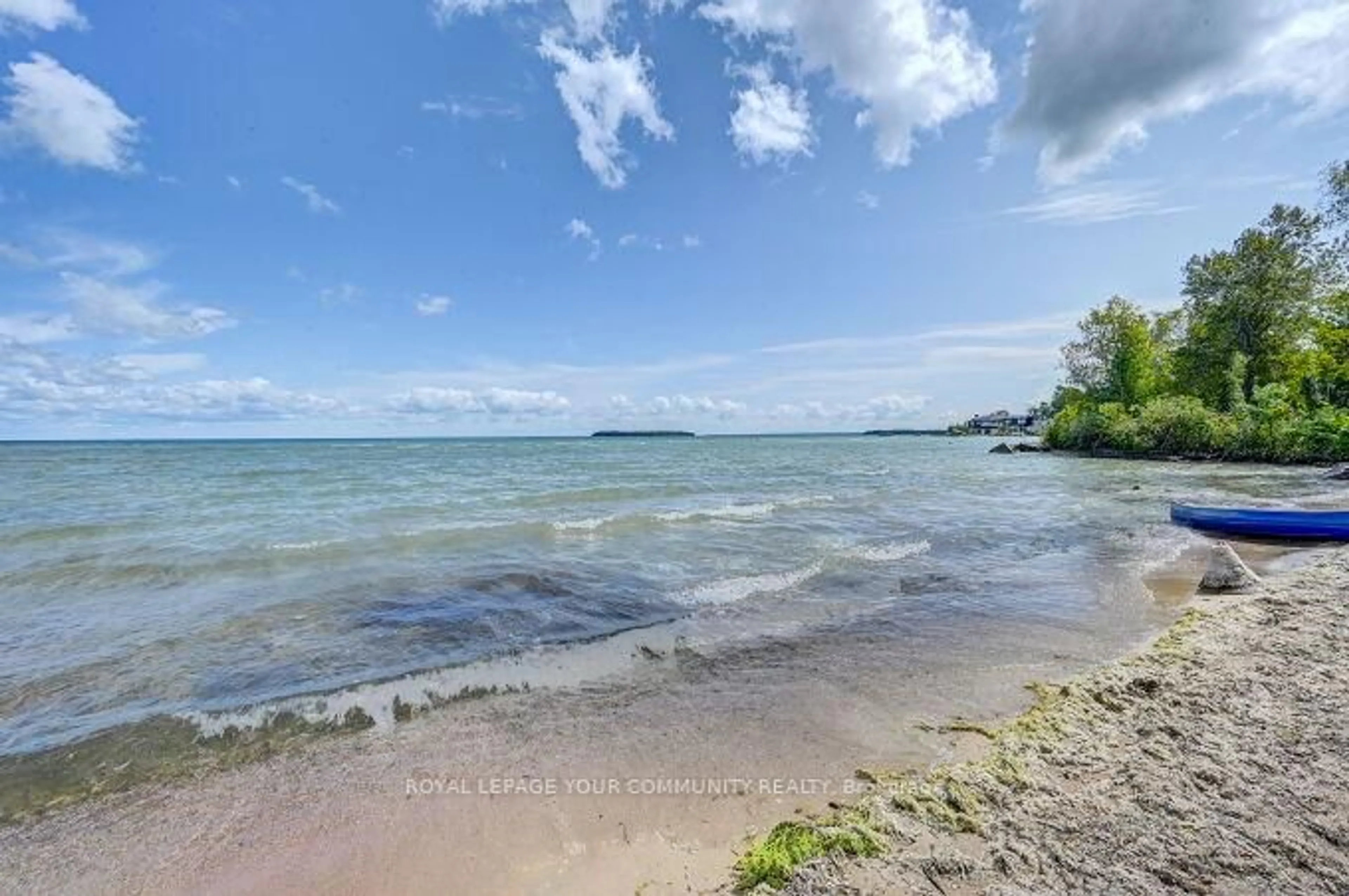 Blurry image for 2309 Taylorwoods Blvd, Innisfil Ontario L9S 2E7