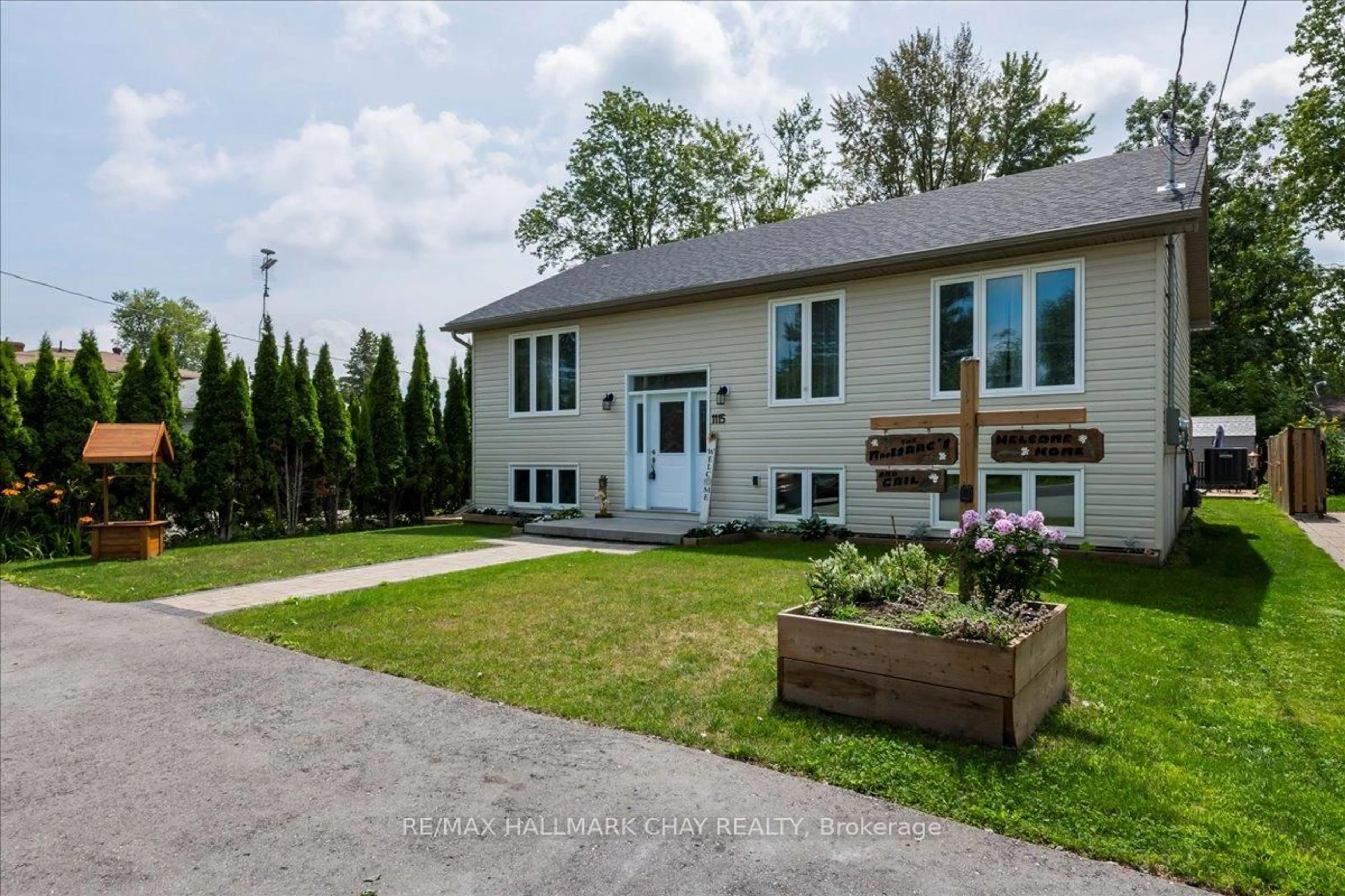 Unknown for 1115 Shore Acres Dr, Innisfil Ontario L0L 1R0