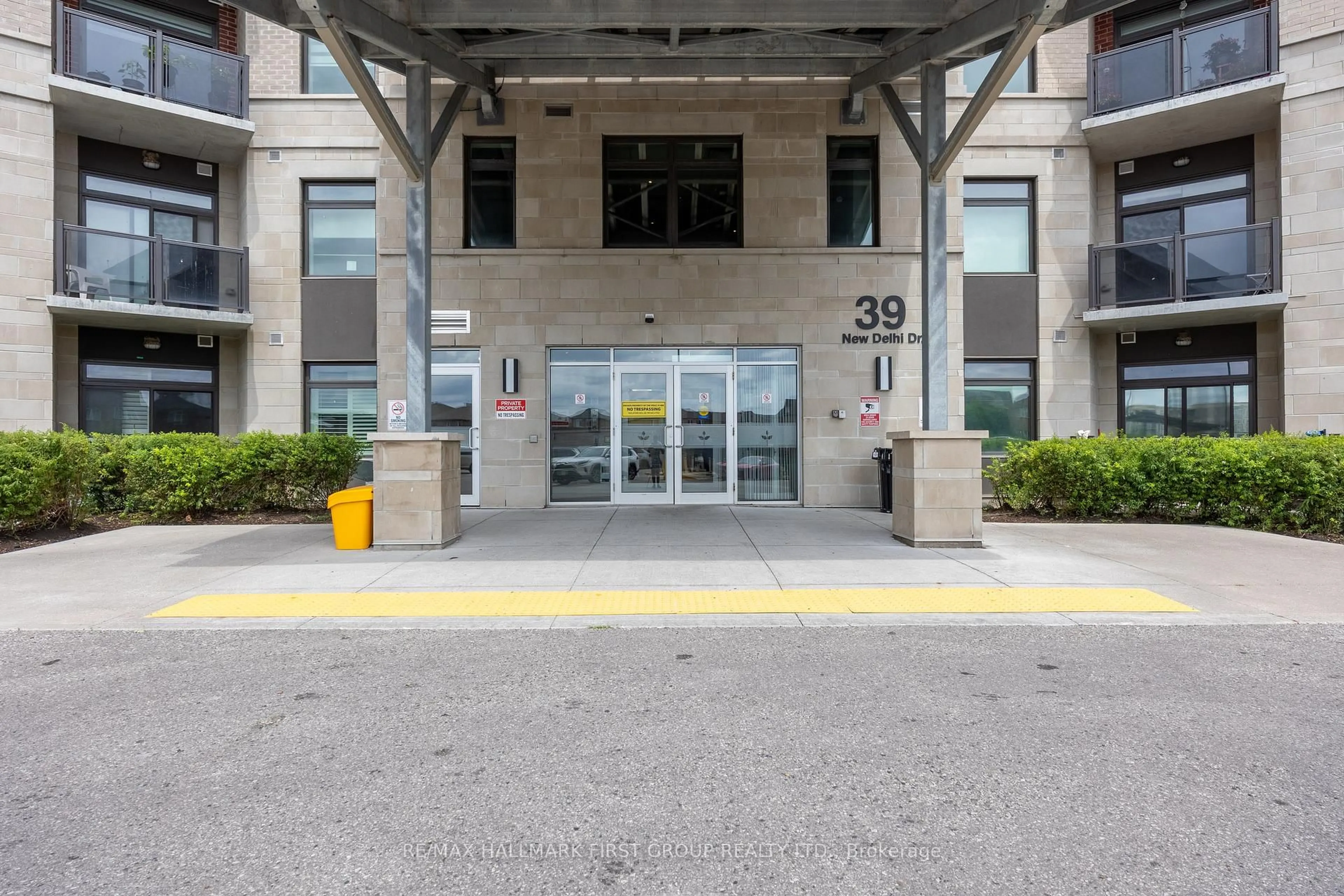 Unknown for 39 New Delhi Dr #314, Markham Ontario L3S 0E1