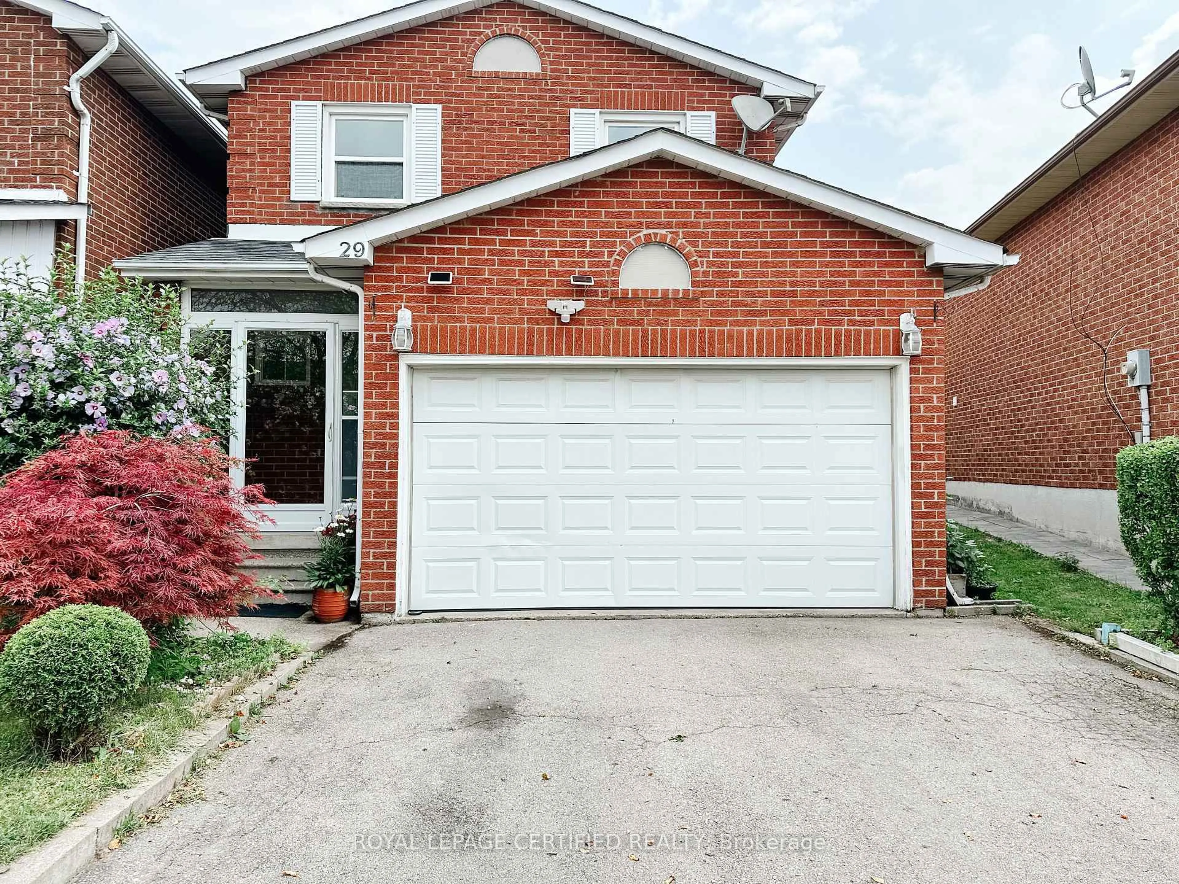 Home with brick exterior material, street for 29 Cog Hill Dr, Vaughan Ontario L4K 1M6