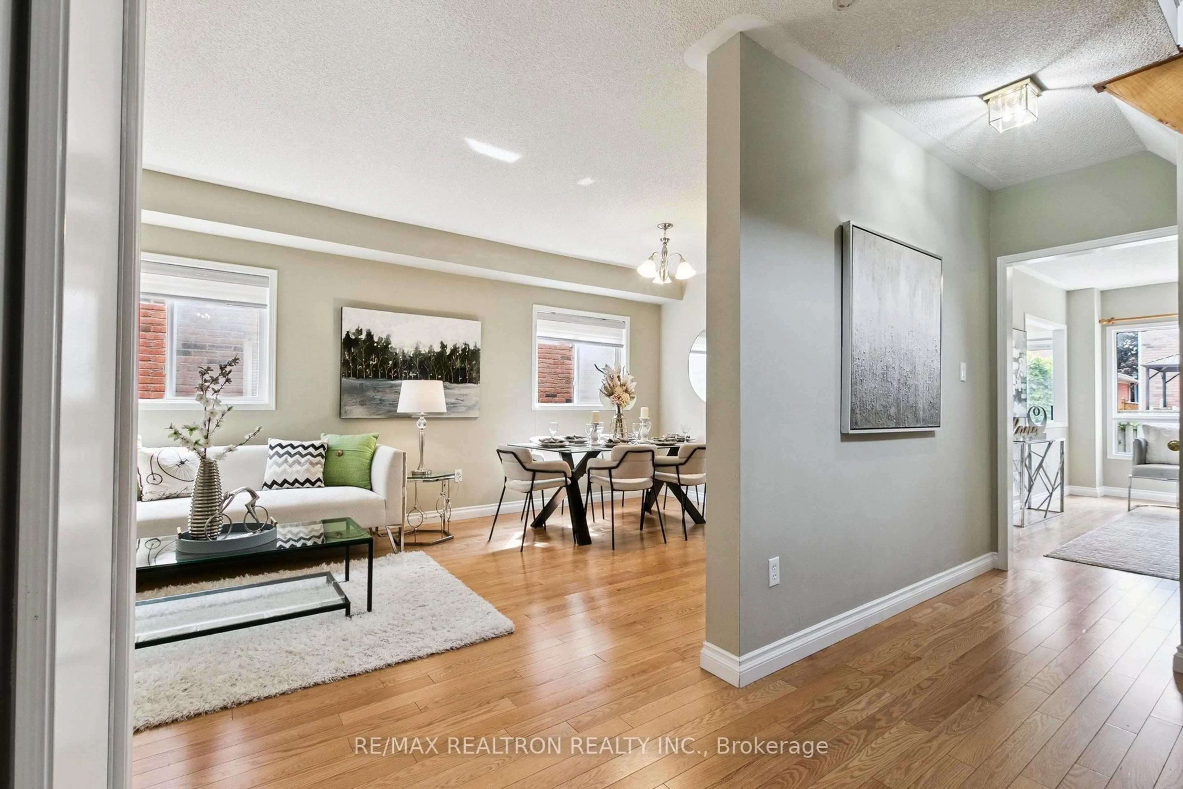 Living room with furniture, unknown for 240 Austinpaul Dr, Newmarket Ontario L3X 2C5