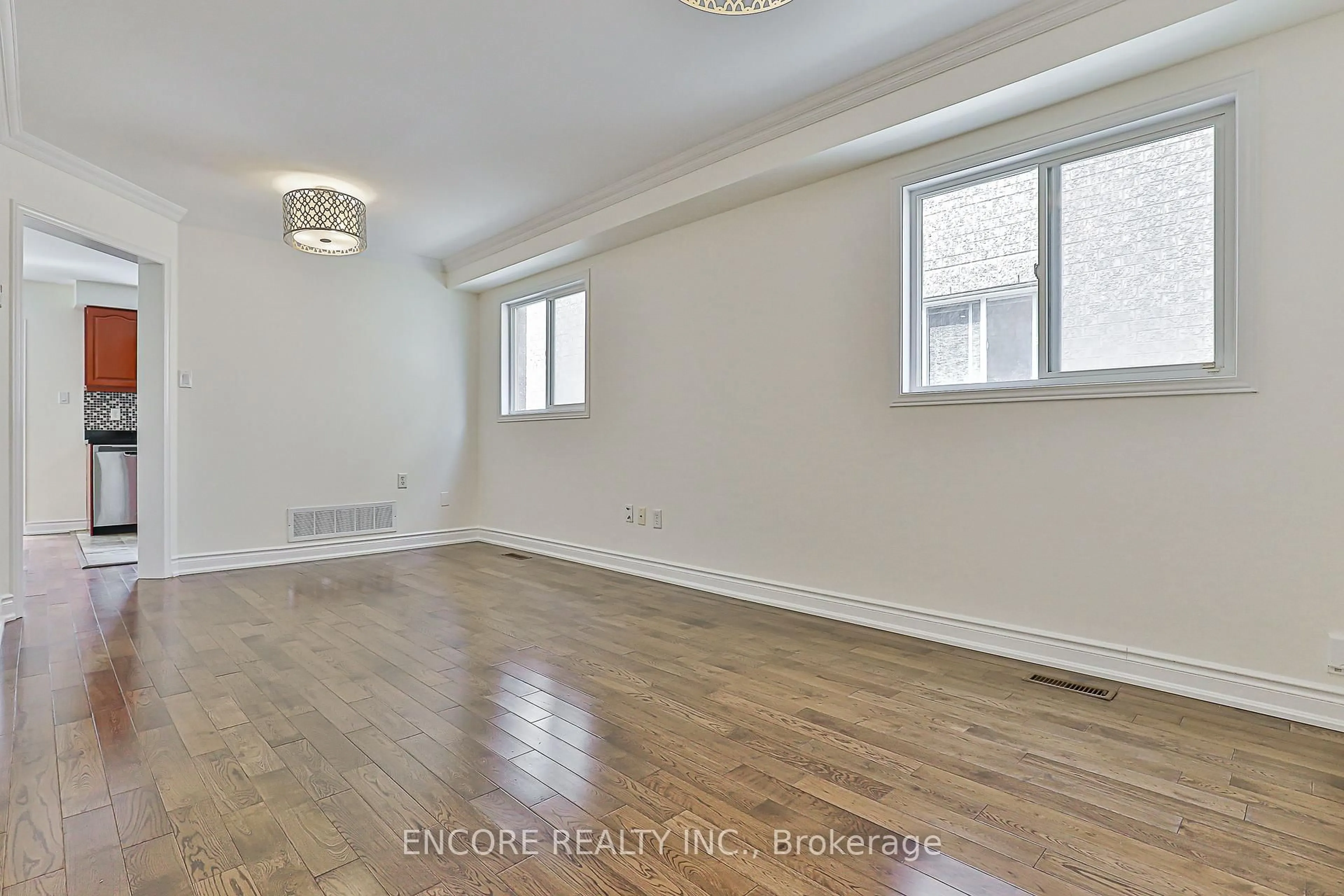 A pic of a room for 252 Forest Run Blvd, Vaughan Ontario L4K 5G2