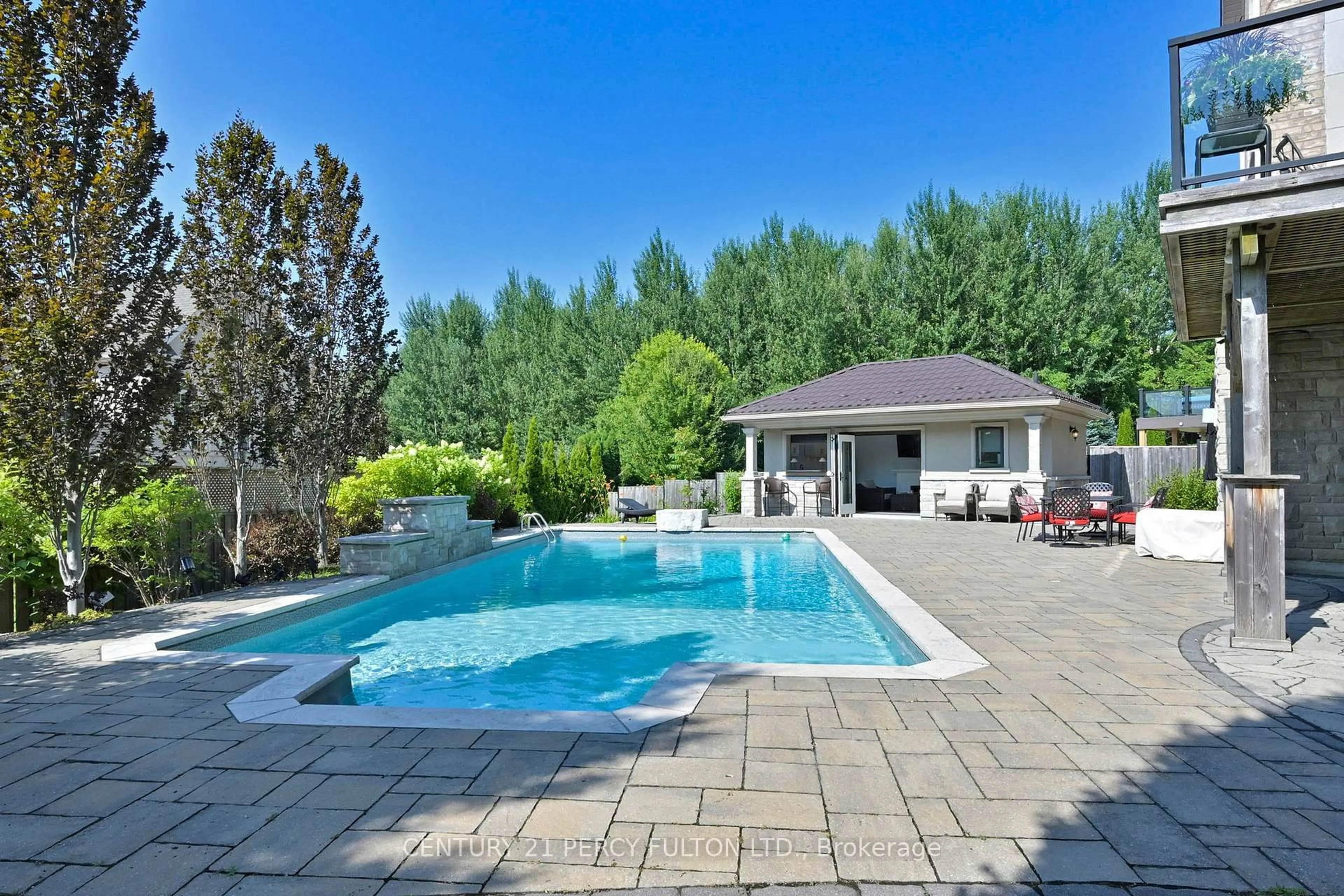 Pool for 19 Sir Giancarlo Crt, Vaughan Ontario L6A 0C6
