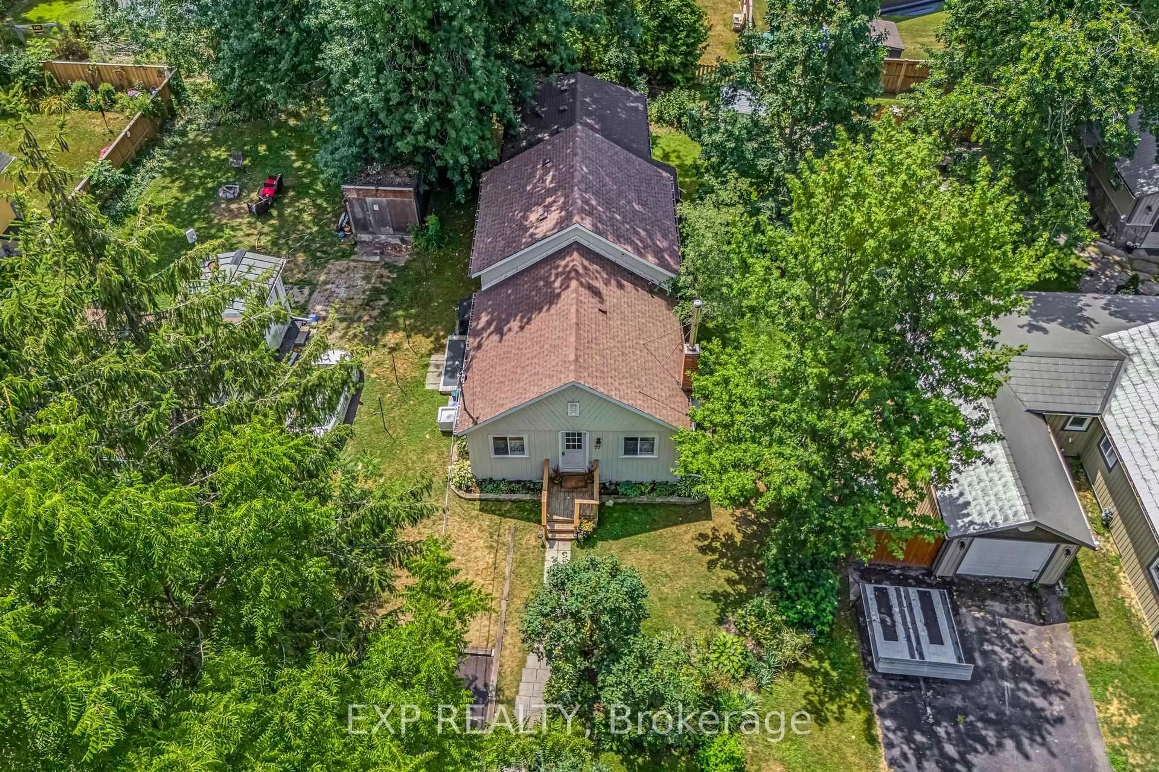 A pic from outside/outdoor area/front of a property/back of a property/a pic from drone, building for 77 Seventh St, Brock Ontario L0K 1A0