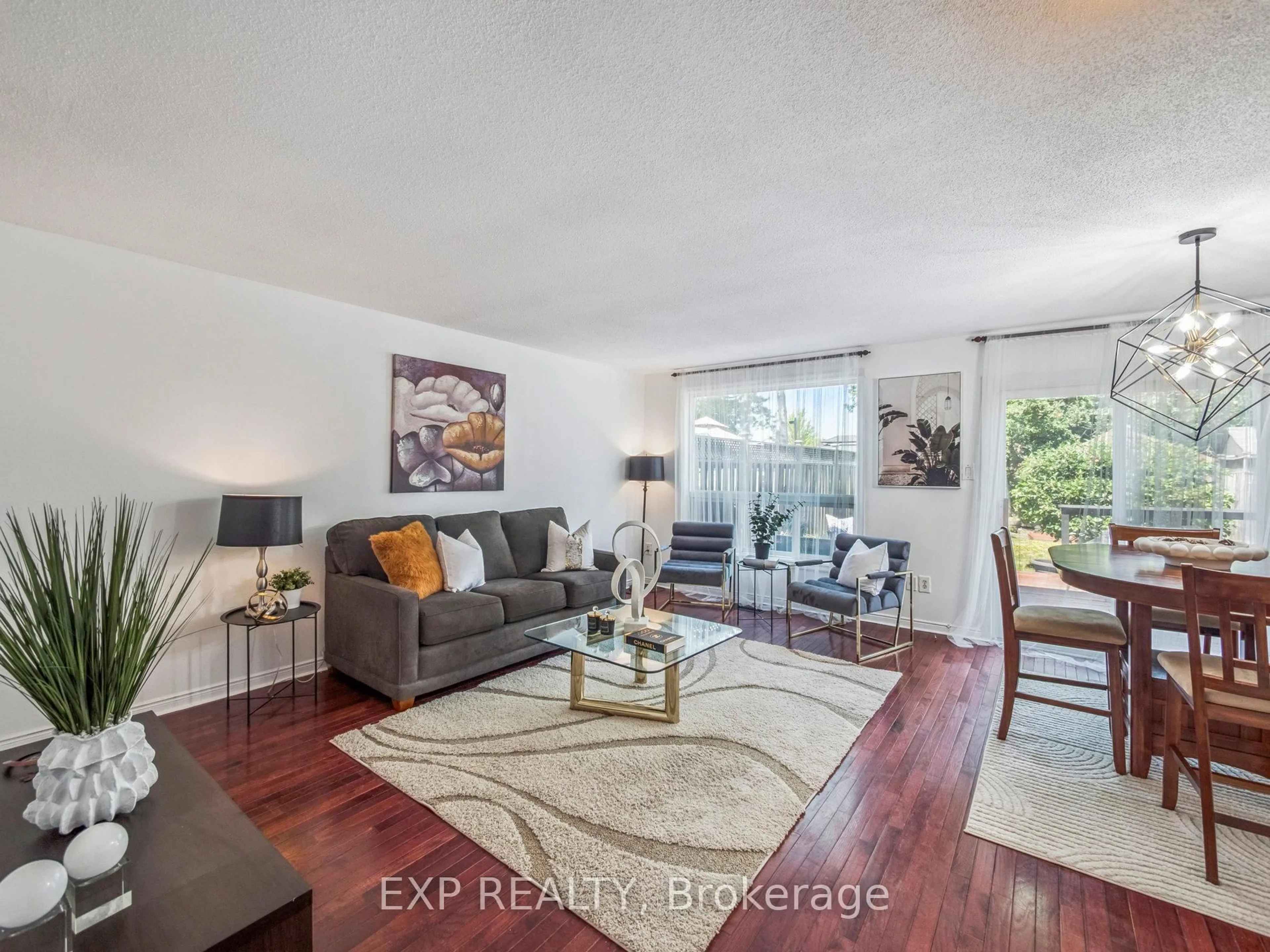 Living room with furniture, unknown for 49 Ashcroft Crt, Vaughan Ontario L4L 1H3