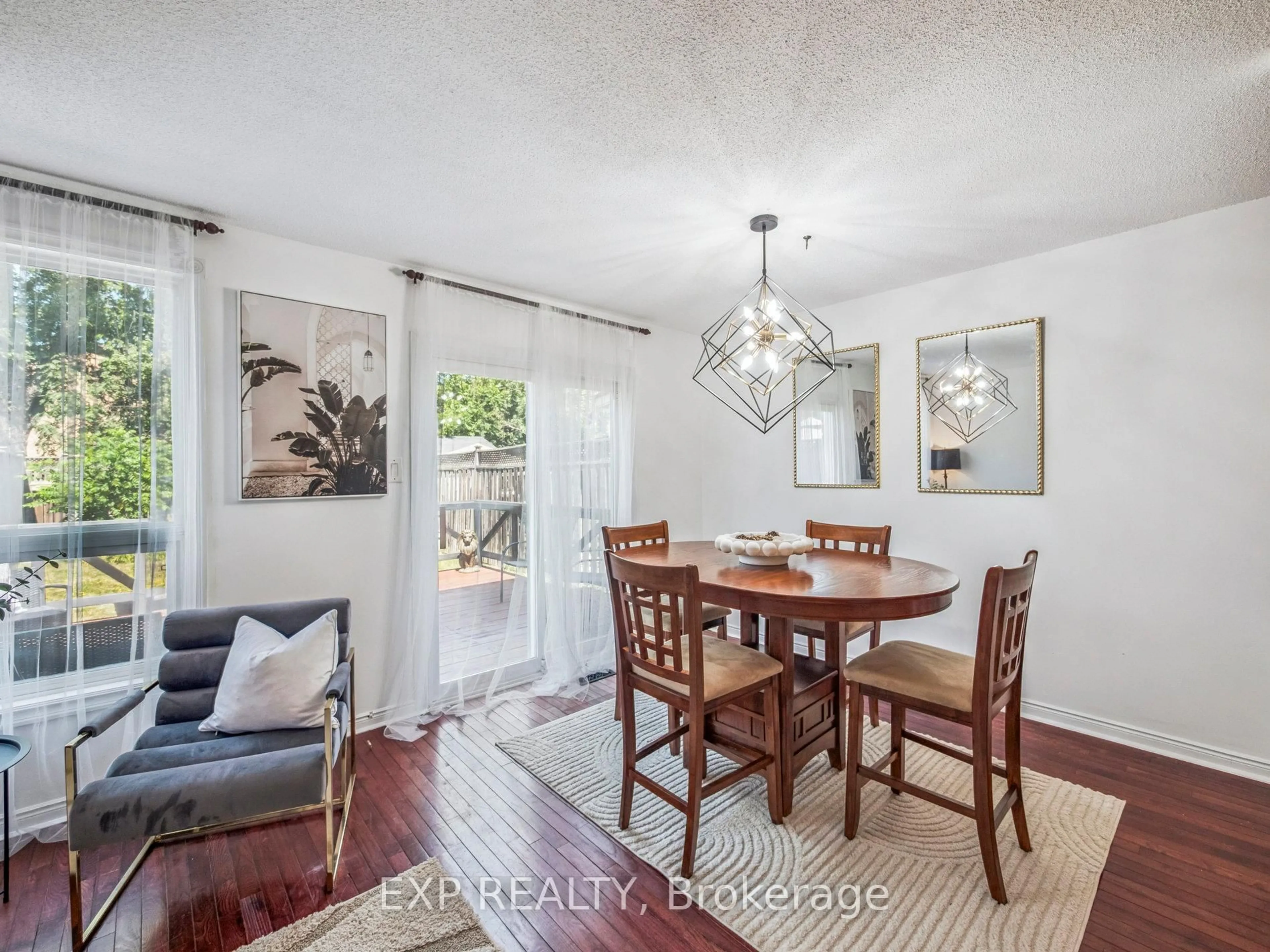 Dining room, unknown for 49 Ashcroft Crt, Vaughan Ontario L4L 1H3