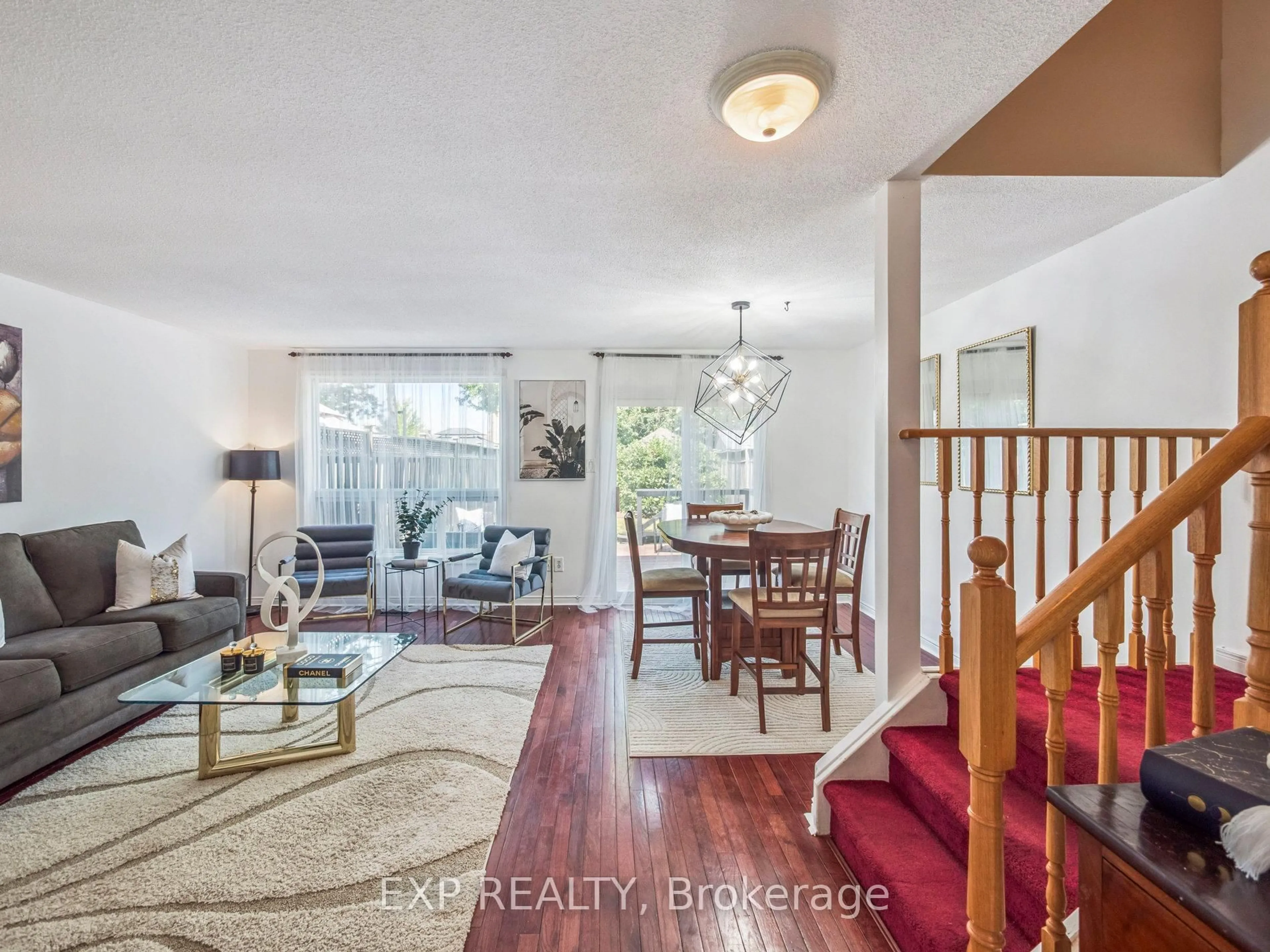 Living room with furniture, unknown for 49 Ashcroft Crt, Vaughan Ontario L4L 1H3