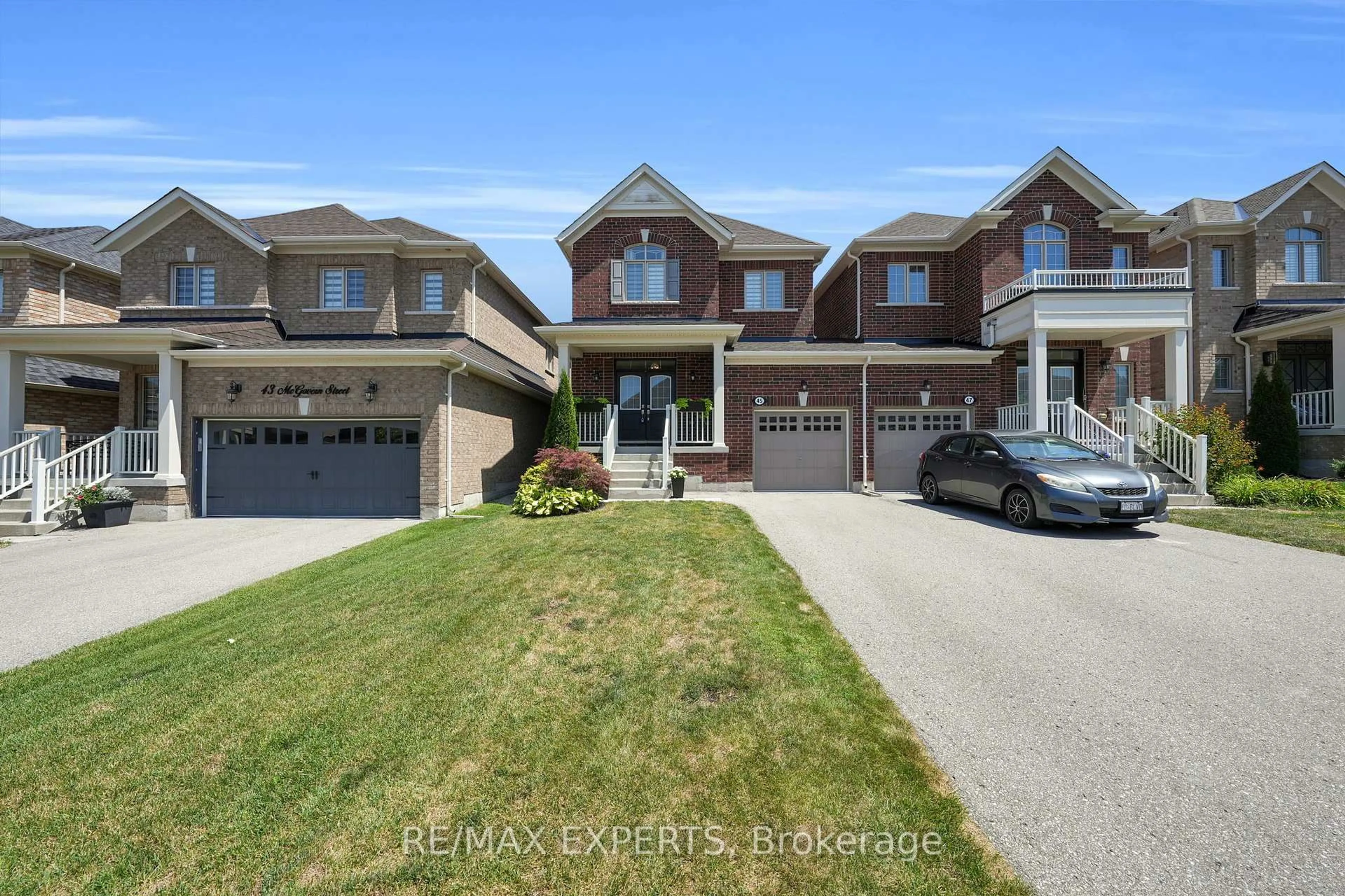 Unknown for 45 McGovern St, New Tecumseth Ontario L0G 1W0