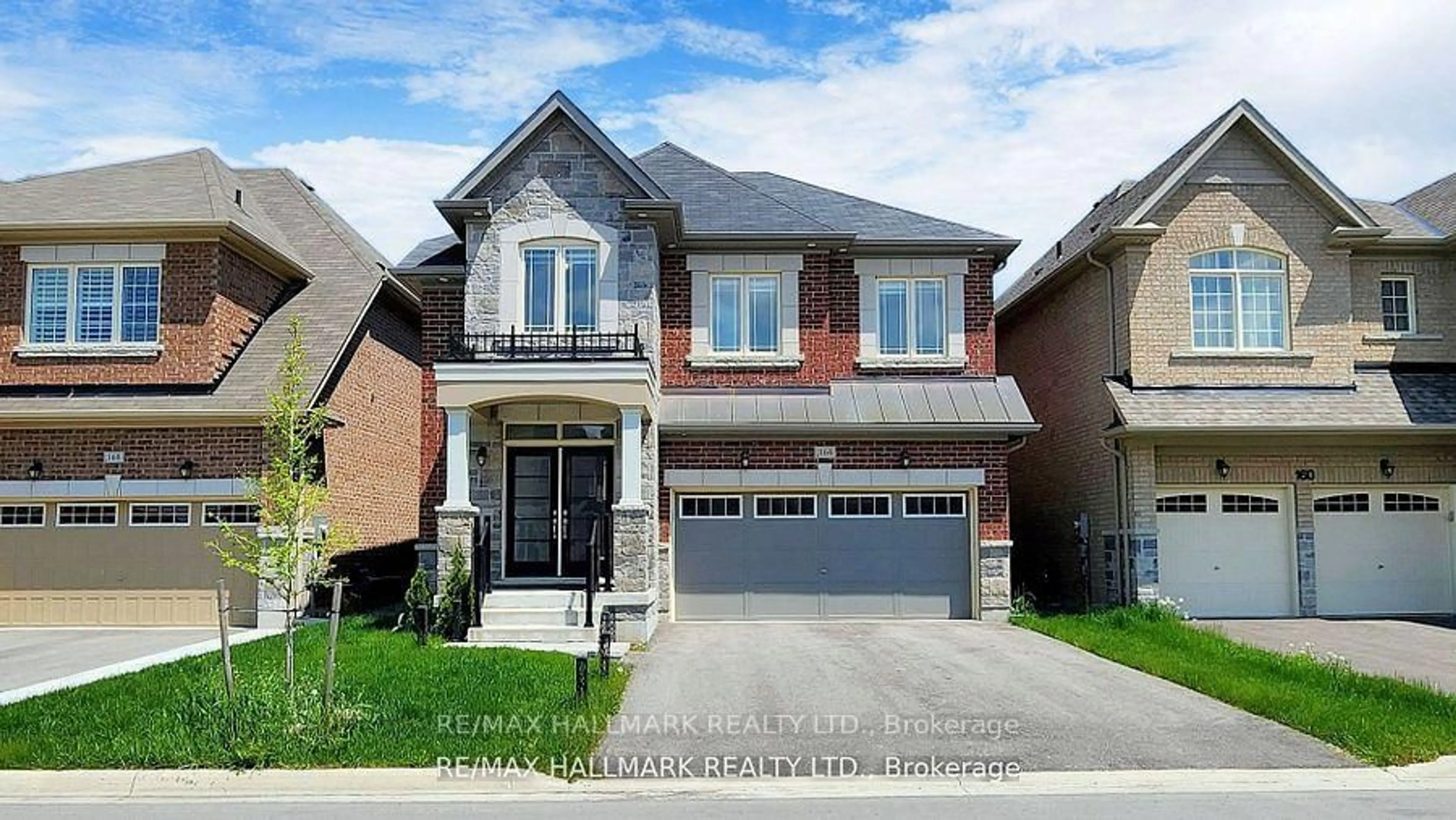 Home with brick exterior material, street for 164 Frederick Pearson St, East Gwillimbury Ontario L9N 0Y9