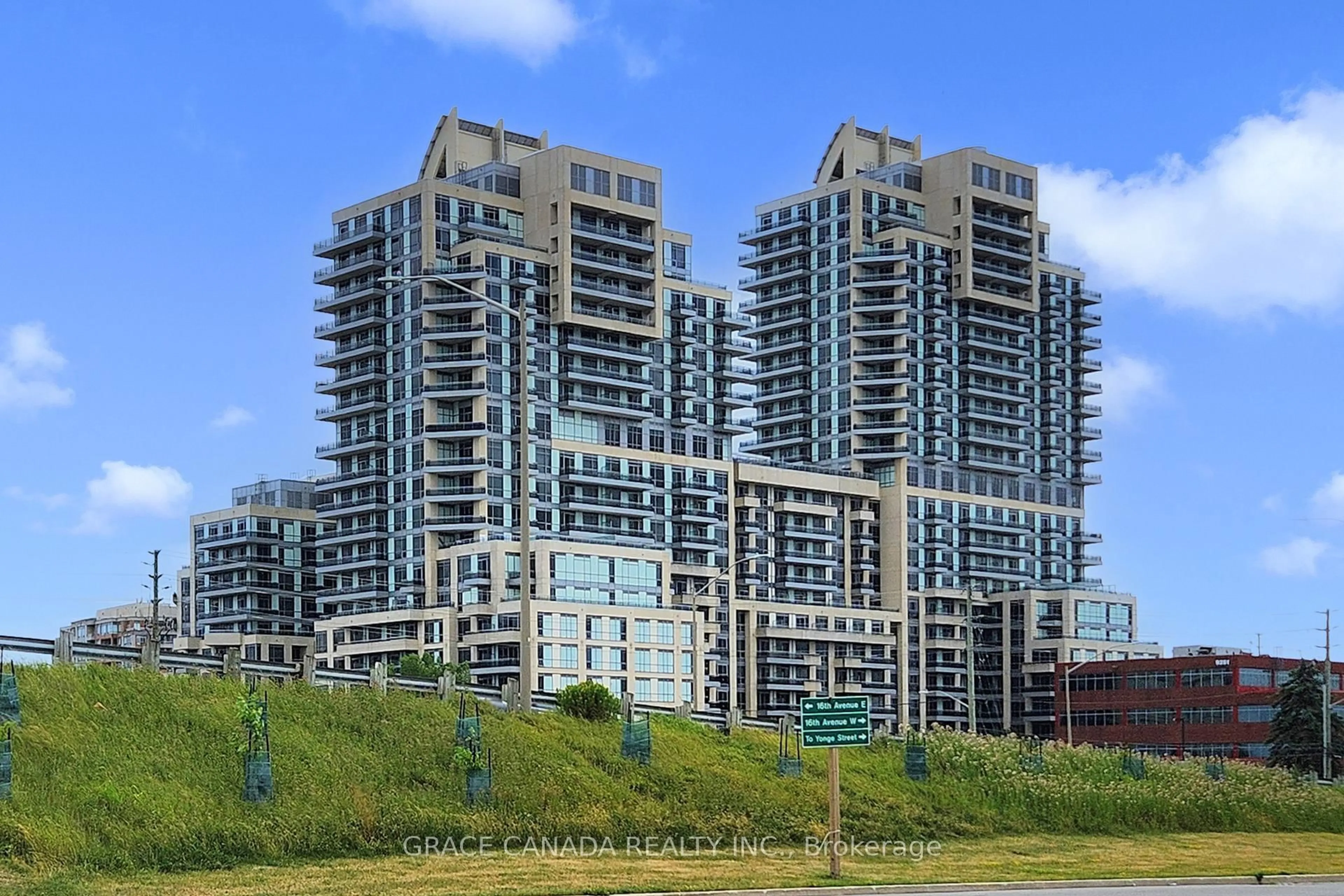 Unknown for 9205 Yonge St #409, Richmond Hill Ontario L4C 1V5