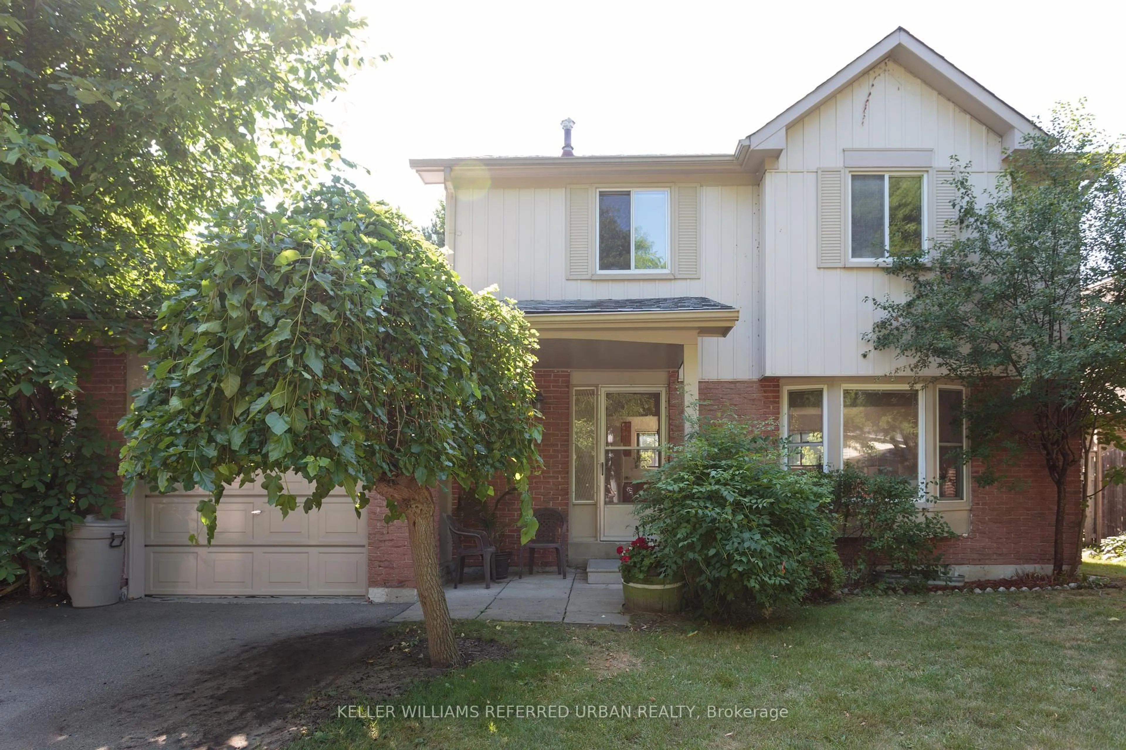 Unknown for 32 Penwick Cres, Richmond Hill Ontario L4C 5B4