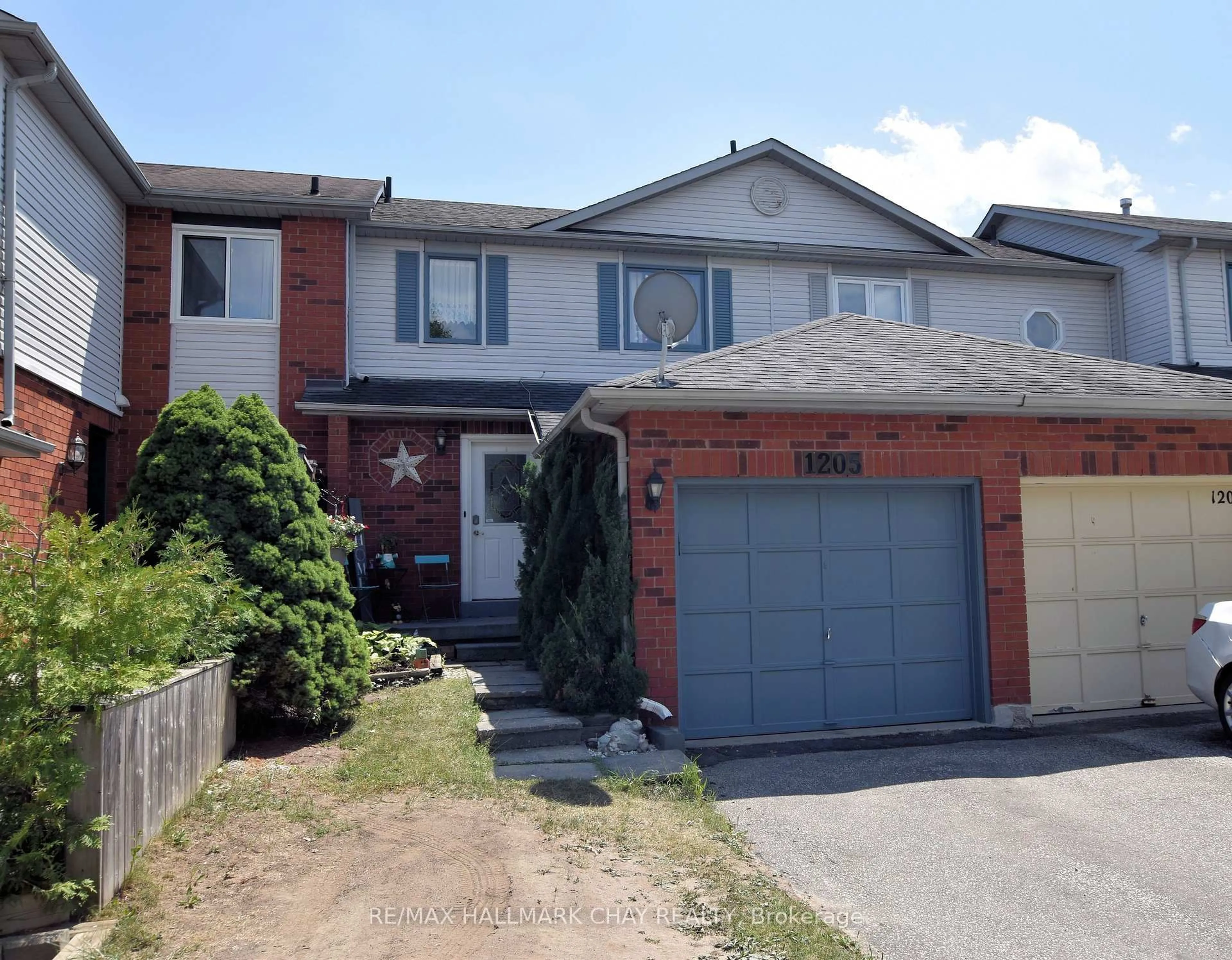 Home with brick exterior material, street for 1205 Hill St, Innisfil Ontario L9S 1X8