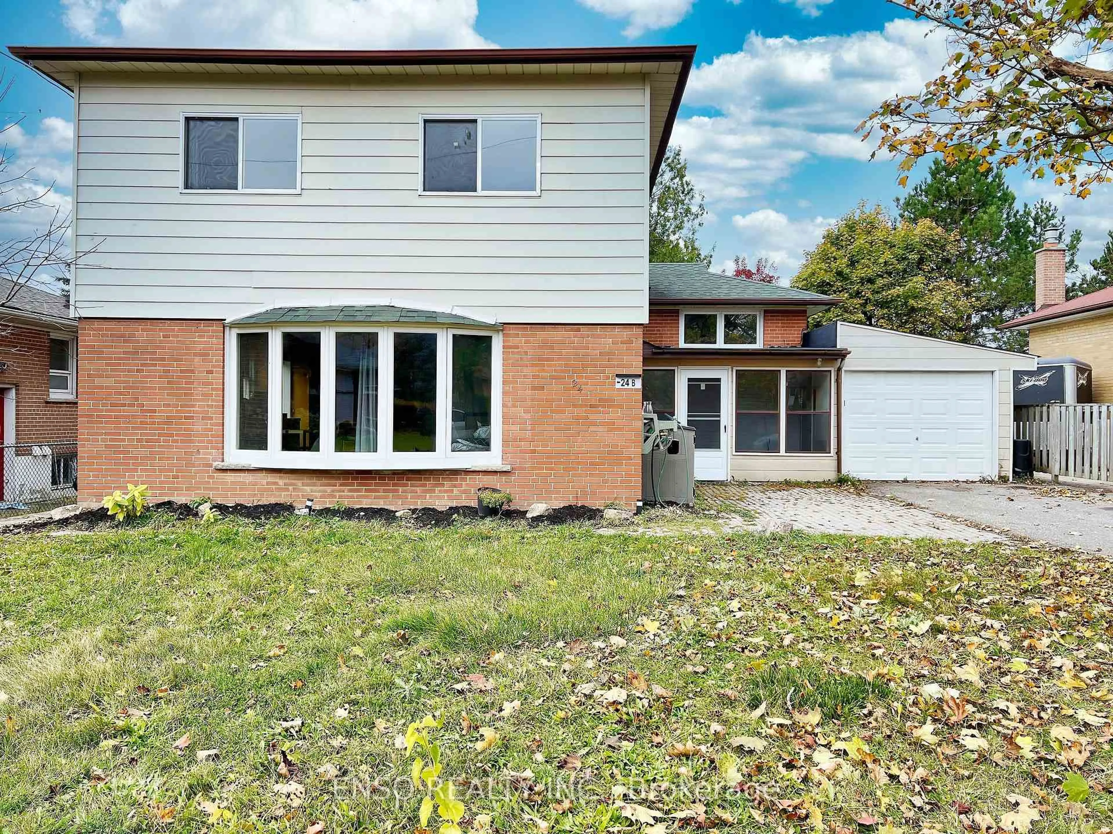 Home with brick exterior material, street for 24 Gentry Cres, Richmond Hill Ontario L4C 2G9