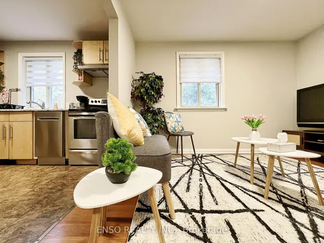24 Gentry Cres, Richmond Hill 5