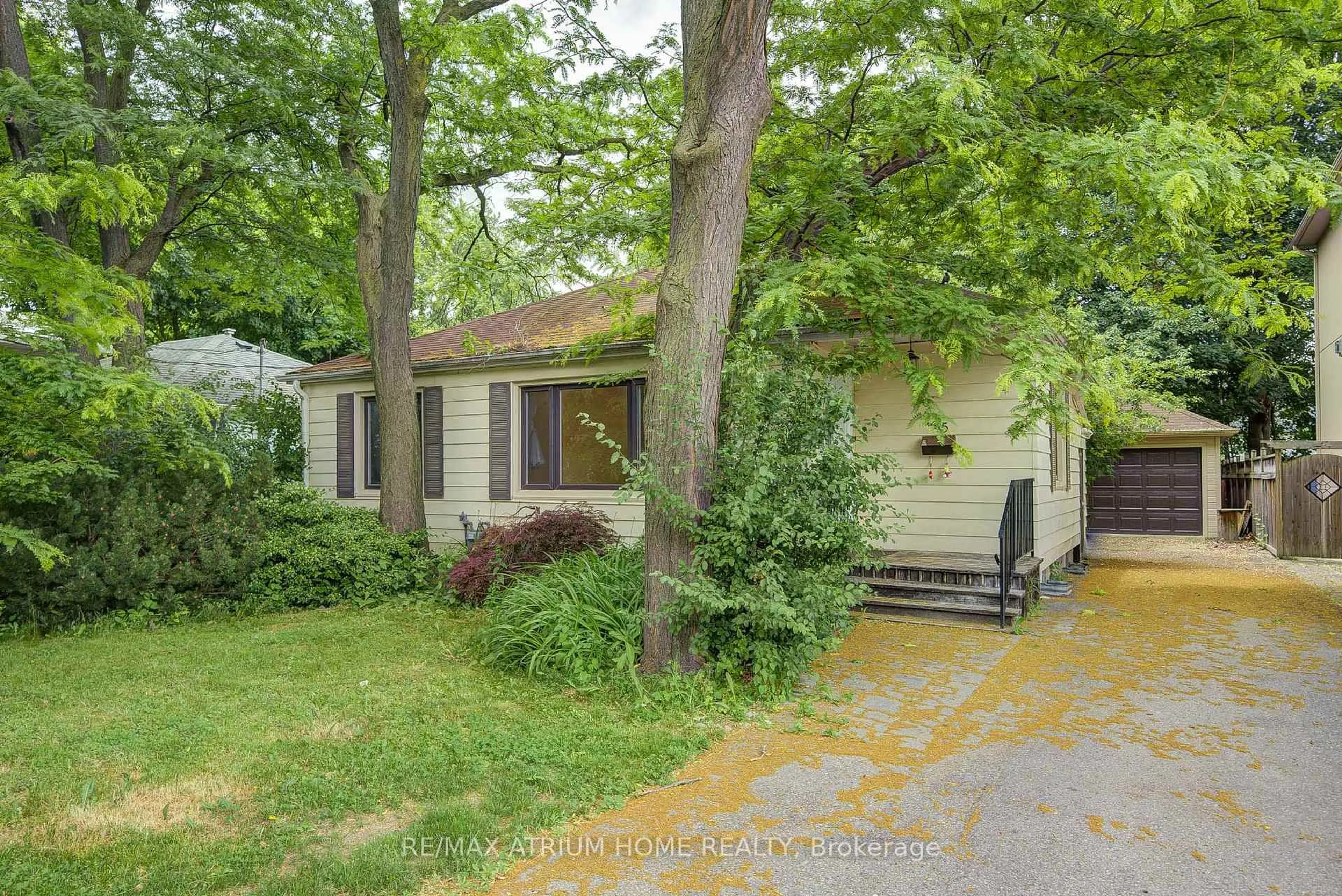 Unknown for 45 Woodward Ave, Markham Ontario L3T 1E6