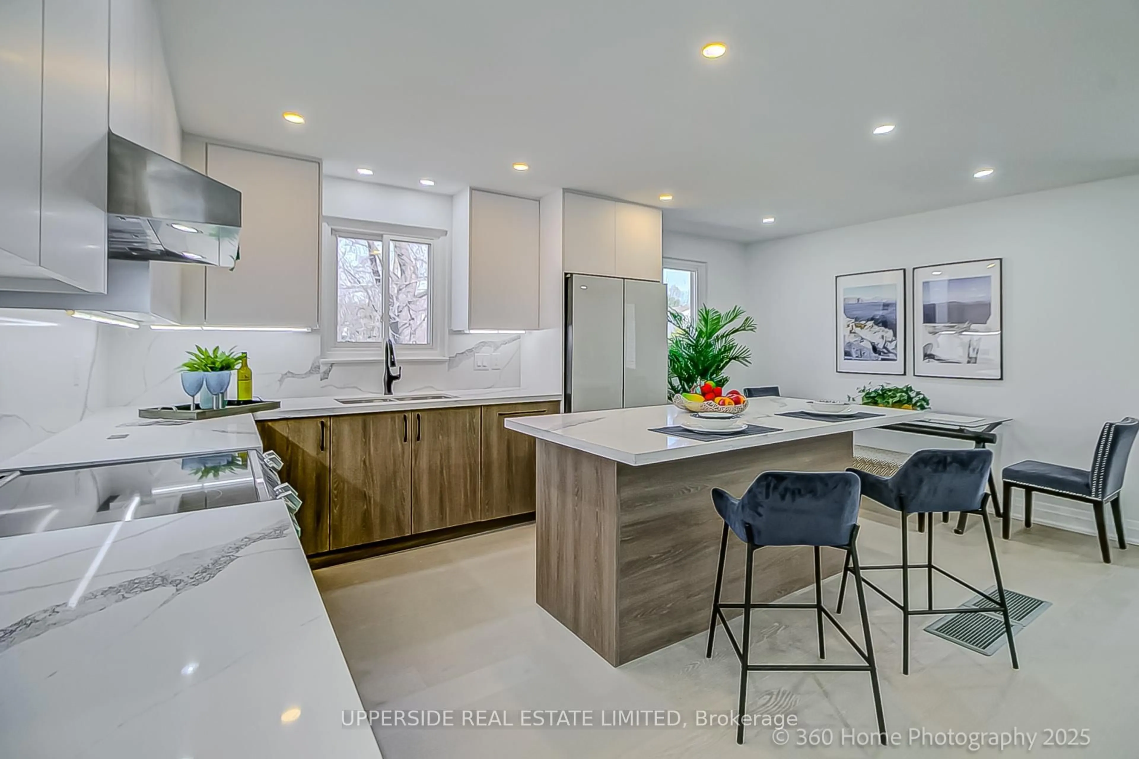 Contemporary kitchen, ceramic/tile floor for 2 CHRISTMAN Crt, Markham Ontario L3P 3C8