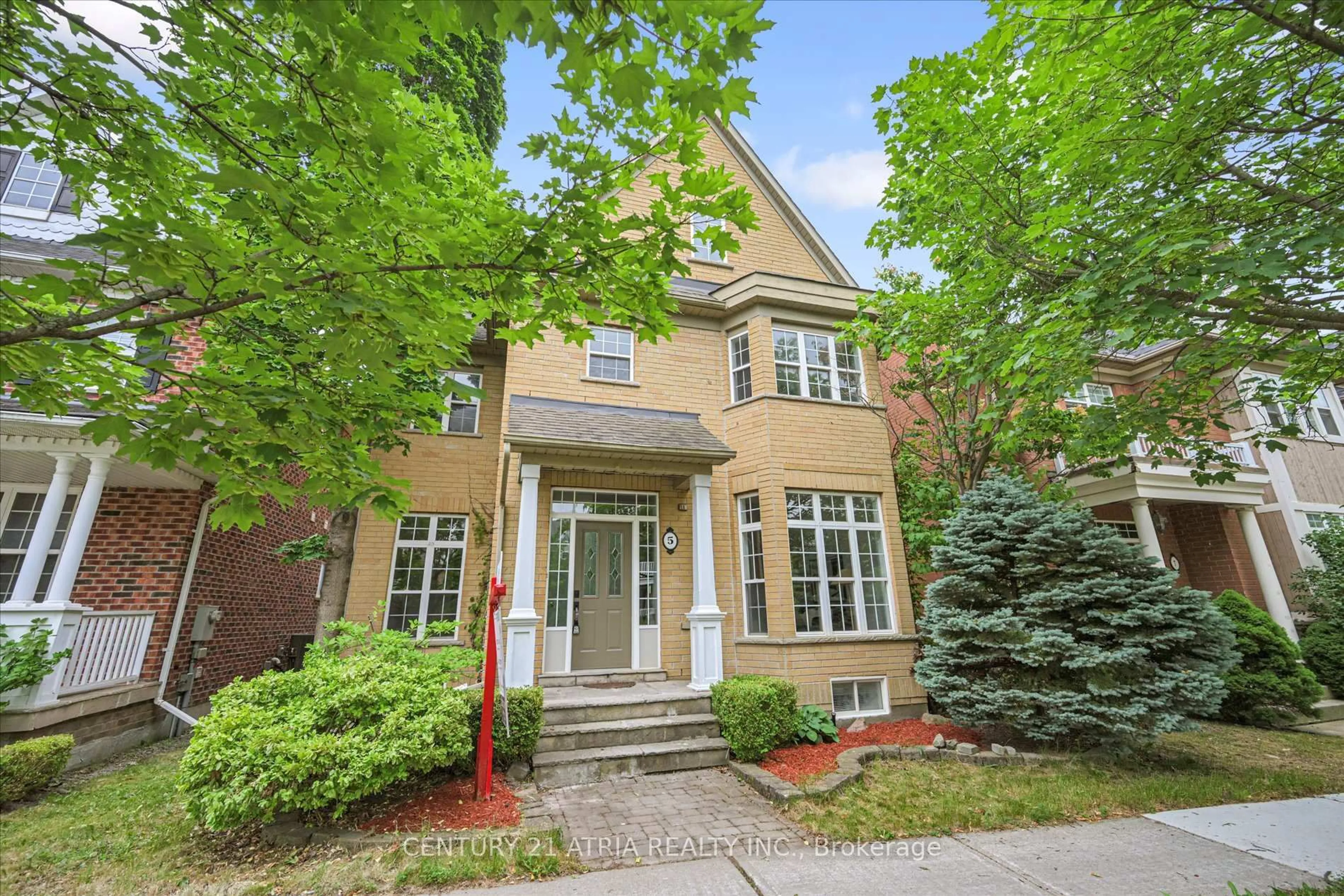 Home with brick exterior material, street for 5 Angus Glen Blvd, Markham Ontario L6C 1Z1