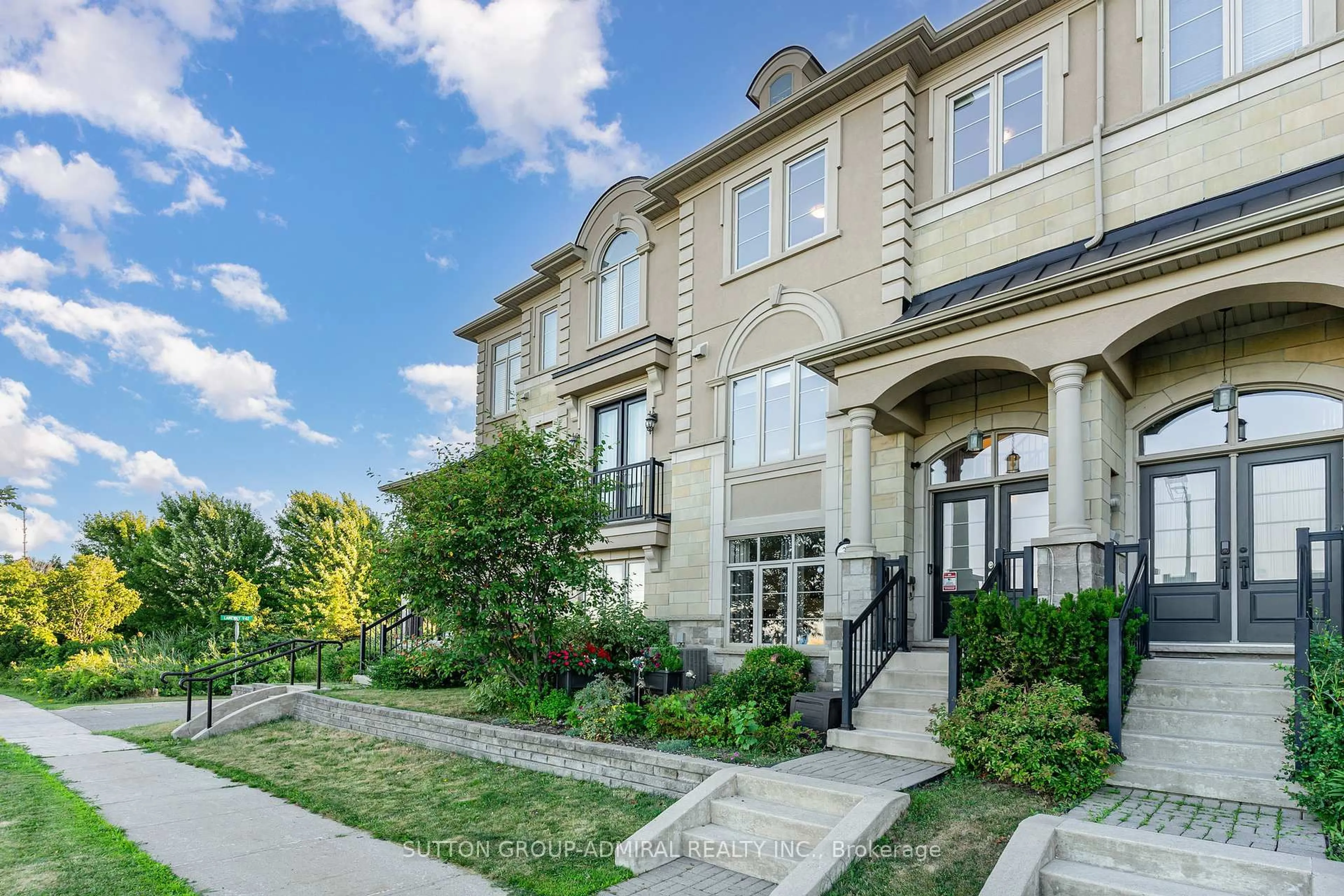 Home with brick exterior material, street for 32 Grand Trunk Ave, Vaughan Ontario L6A 0X8