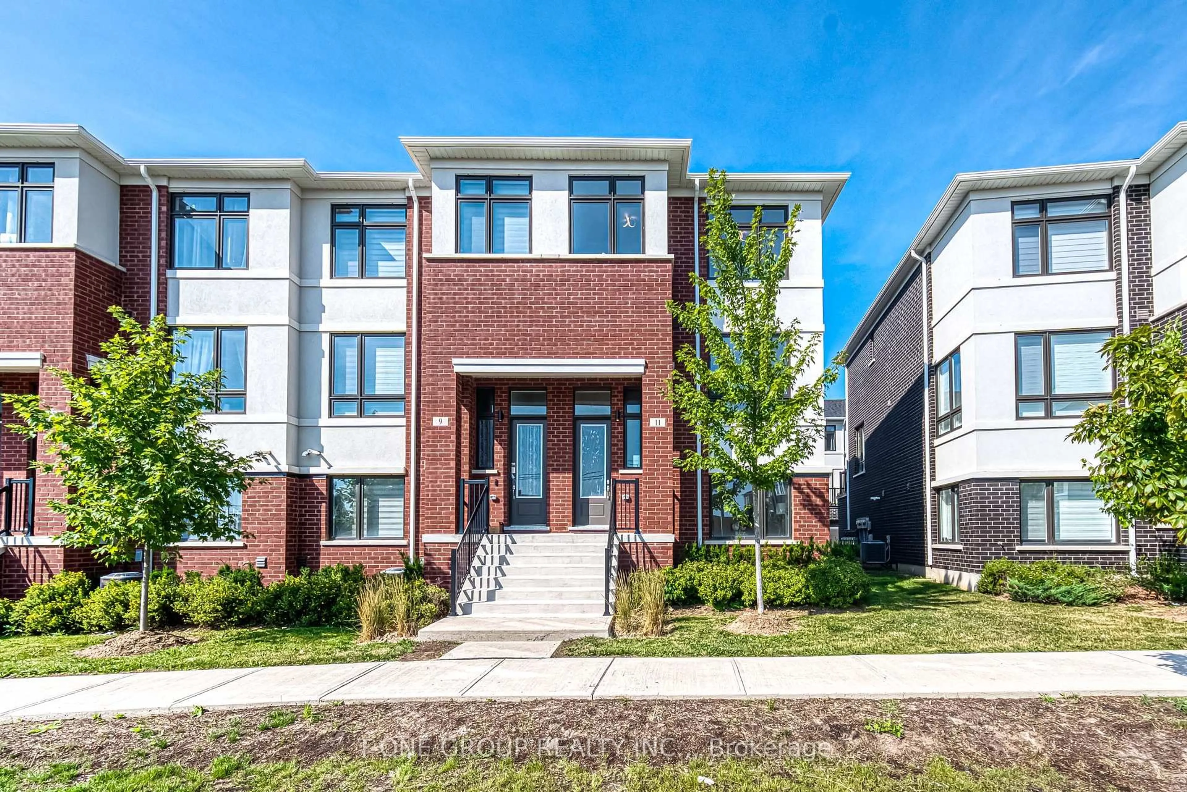 Home with brick exterior material, street for 11 William Russell Lane, Richmond Hill Ontario L4C 5S6