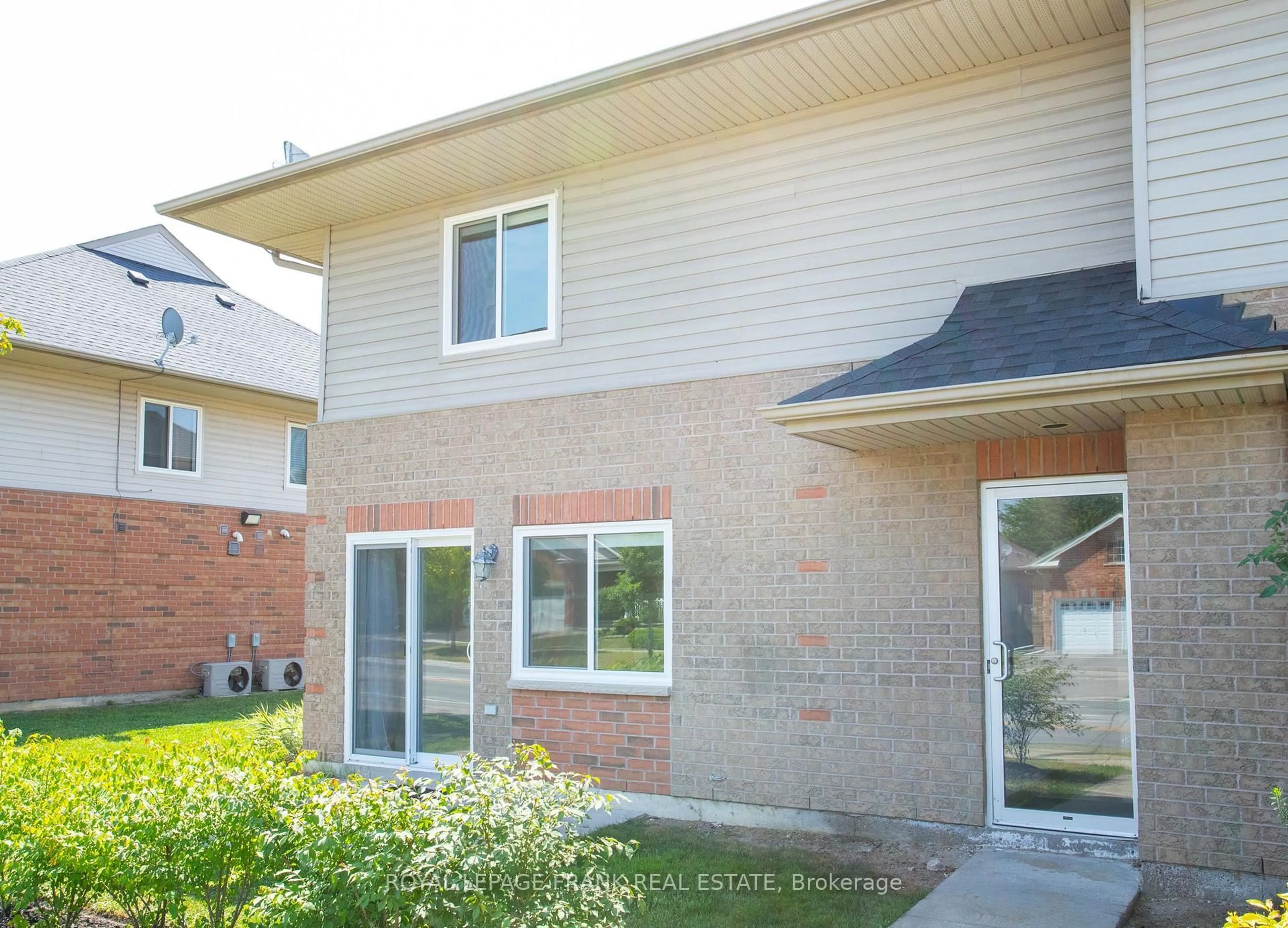 Home with brick exterior material, street for 1 Testa Rd #9, Uxbridge Ontario L9L 1Y8
