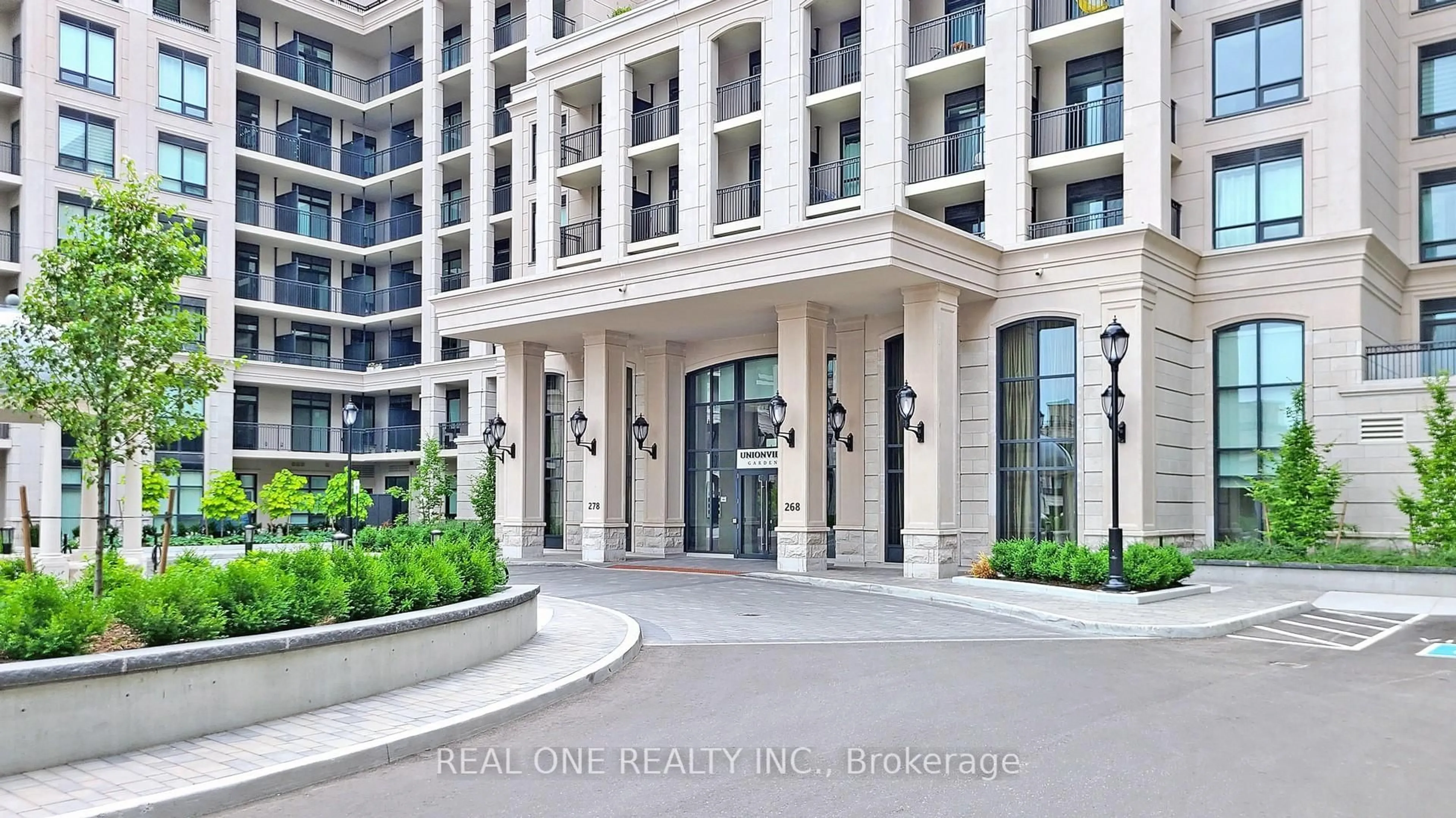 Indoor foyer for 268 Buchanan Dr #116W, Markham Ontario L3R 8G9
