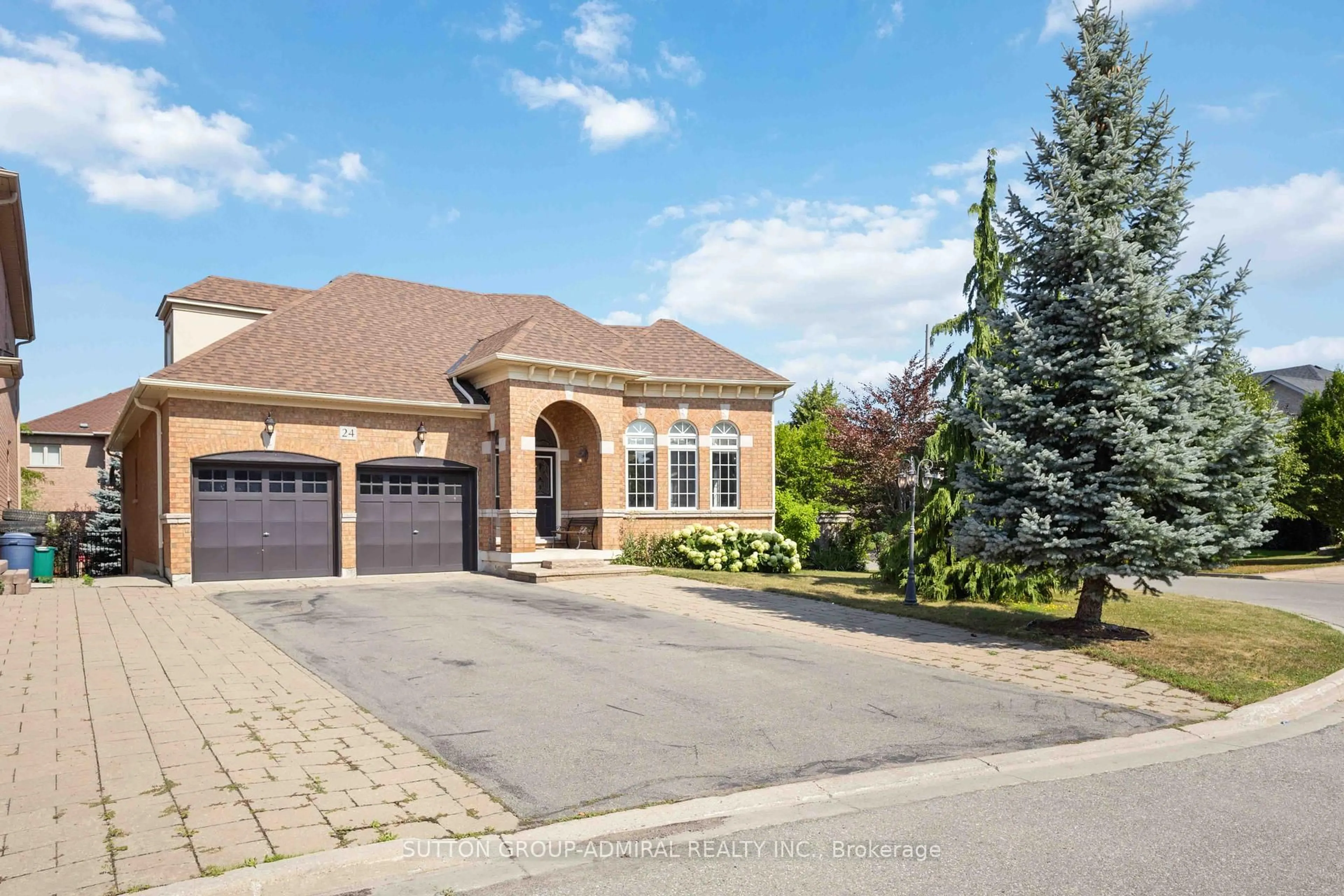 Home with brick exterior material, street for 24 Meadow Ridge Crt, Vaughan Ontario L6A 0C3
