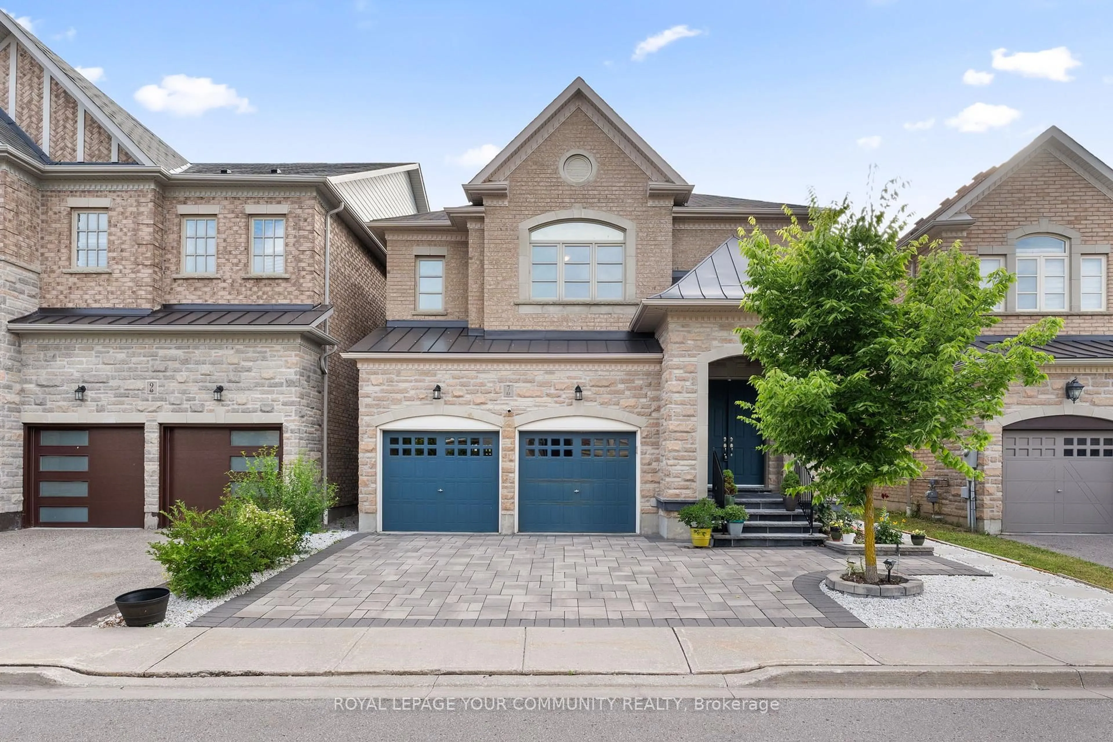 Home with brick exterior material, street for 7 Sundew Lane, Richmond Hill Ontario L4E 1C3