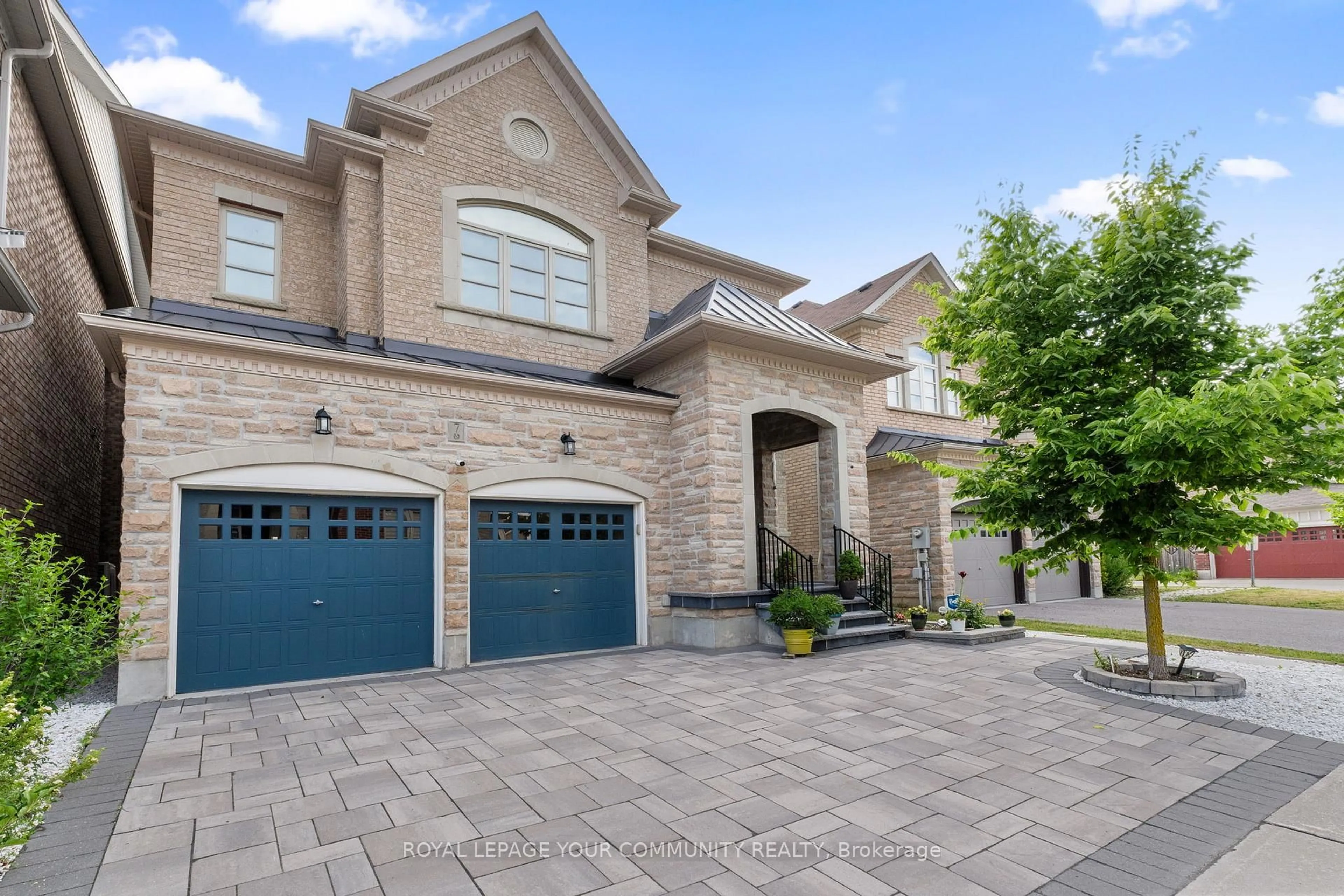 Home with brick exterior material, street for 7 Sundew Lane, Richmond Hill Ontario L4E 1C3