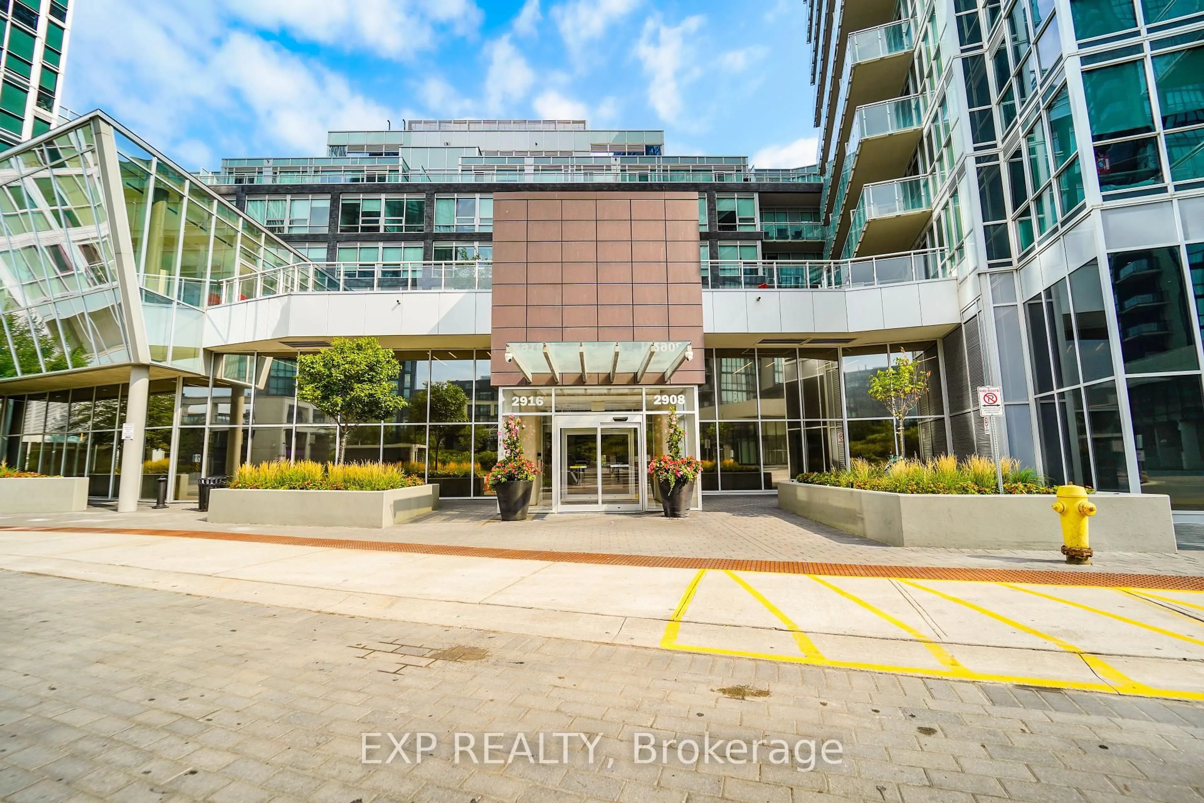 Unknown for 2916 Highway 7 Rd #418, Vaughan Ontario L4K 0K6