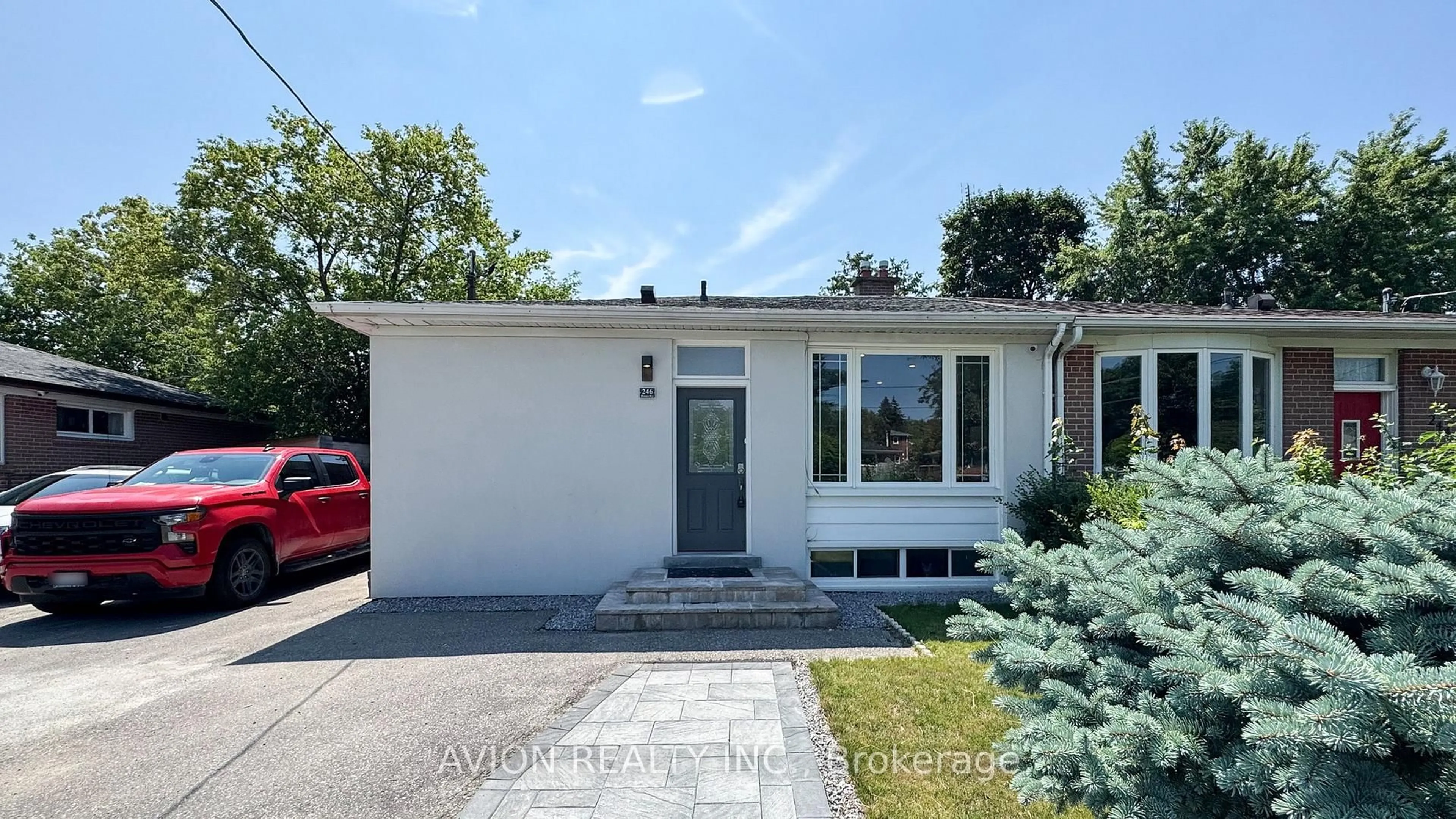 Home with vinyl exterior material, street for 246 Beechy Dr, Richmond Hill Ontario L4C 2X7