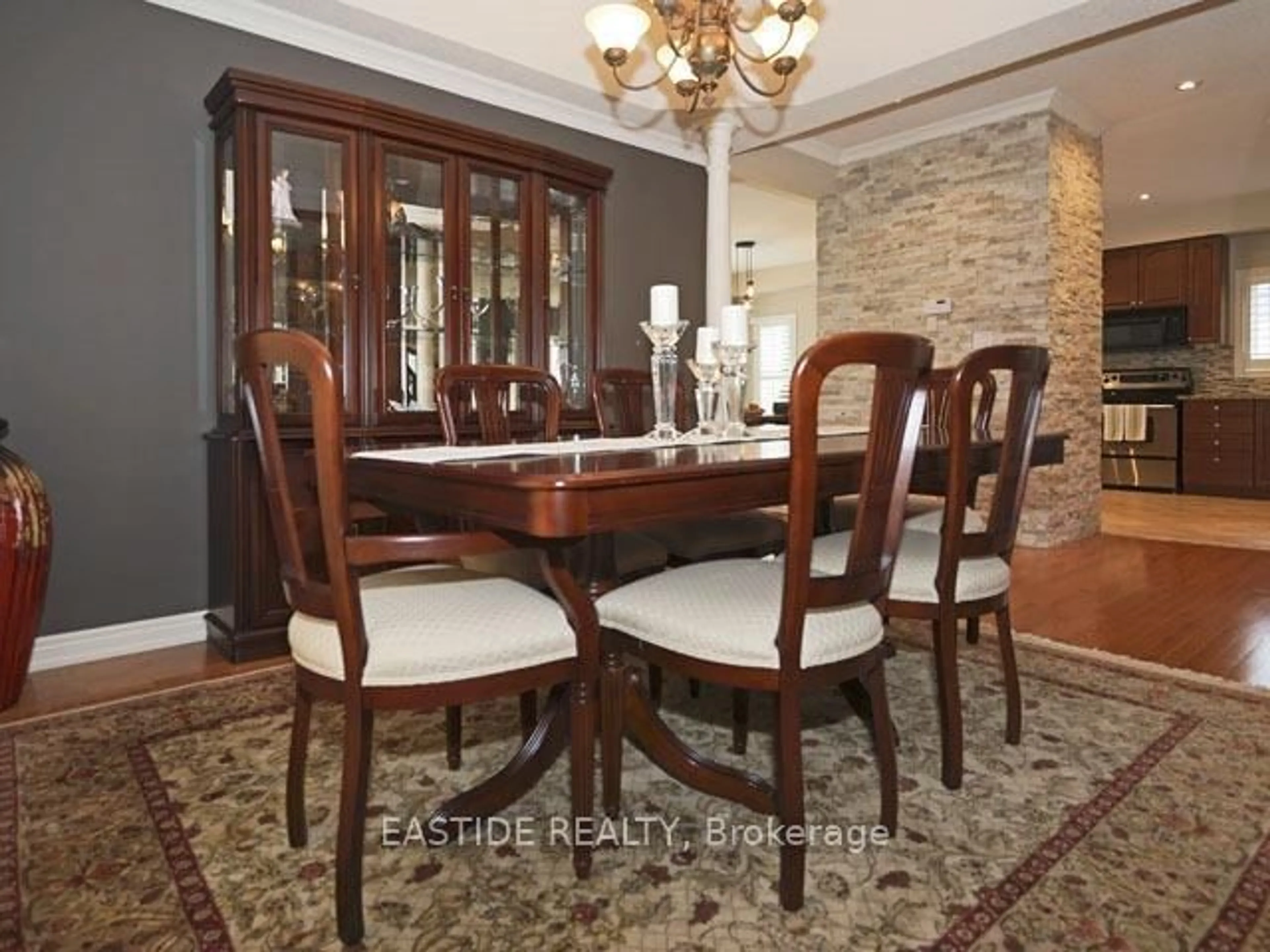 Dining room, unknown for 29 Wolfson Cres, Richmond Hill Ontario L4E 4N9
