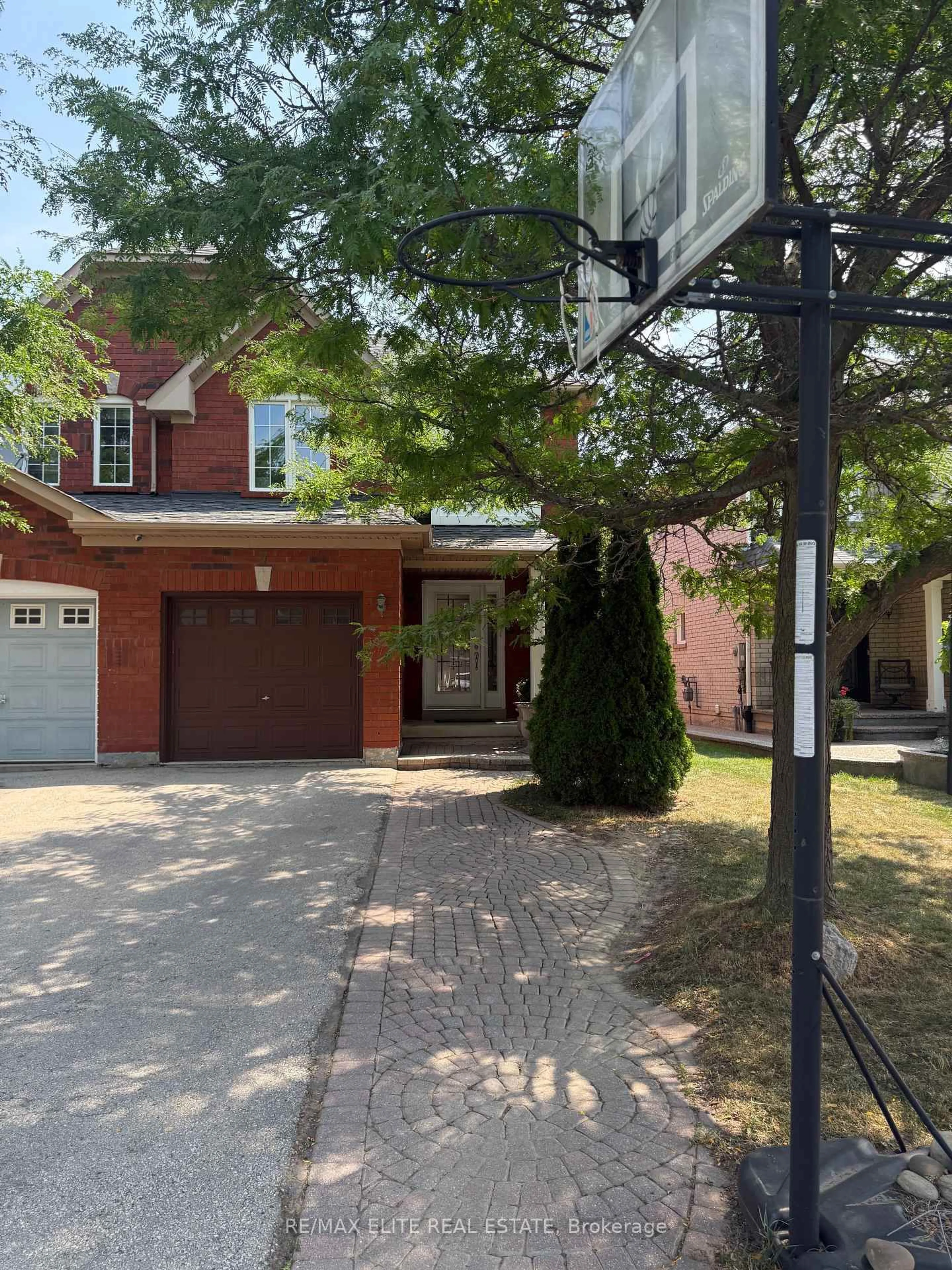 Home with brick exterior material, street for 7 Love Run Rd, Vaughan Ontario L6A 3M2