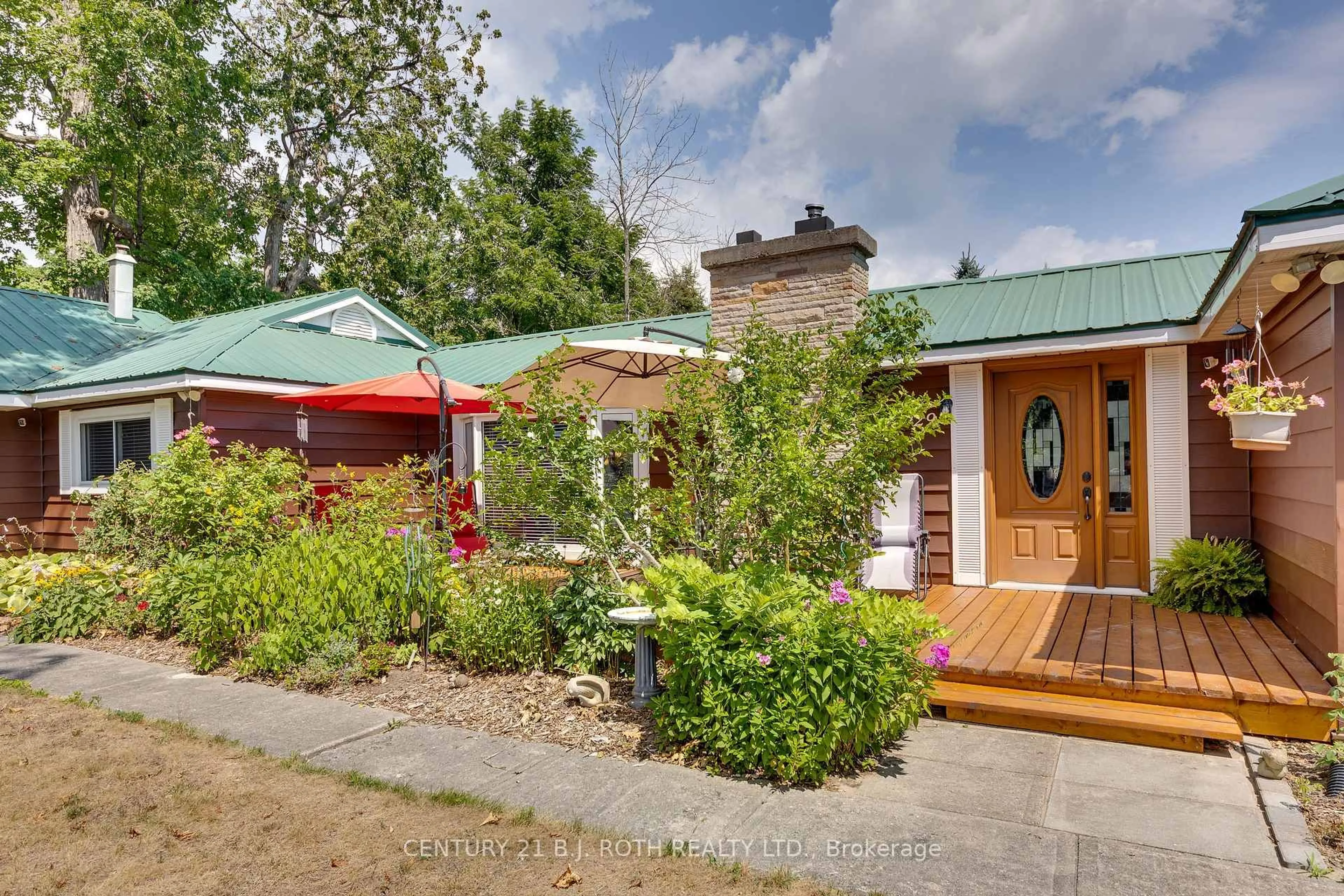 Patio, street for 3929 Alderly Ave, Innisfil Ontario L9S 2M2