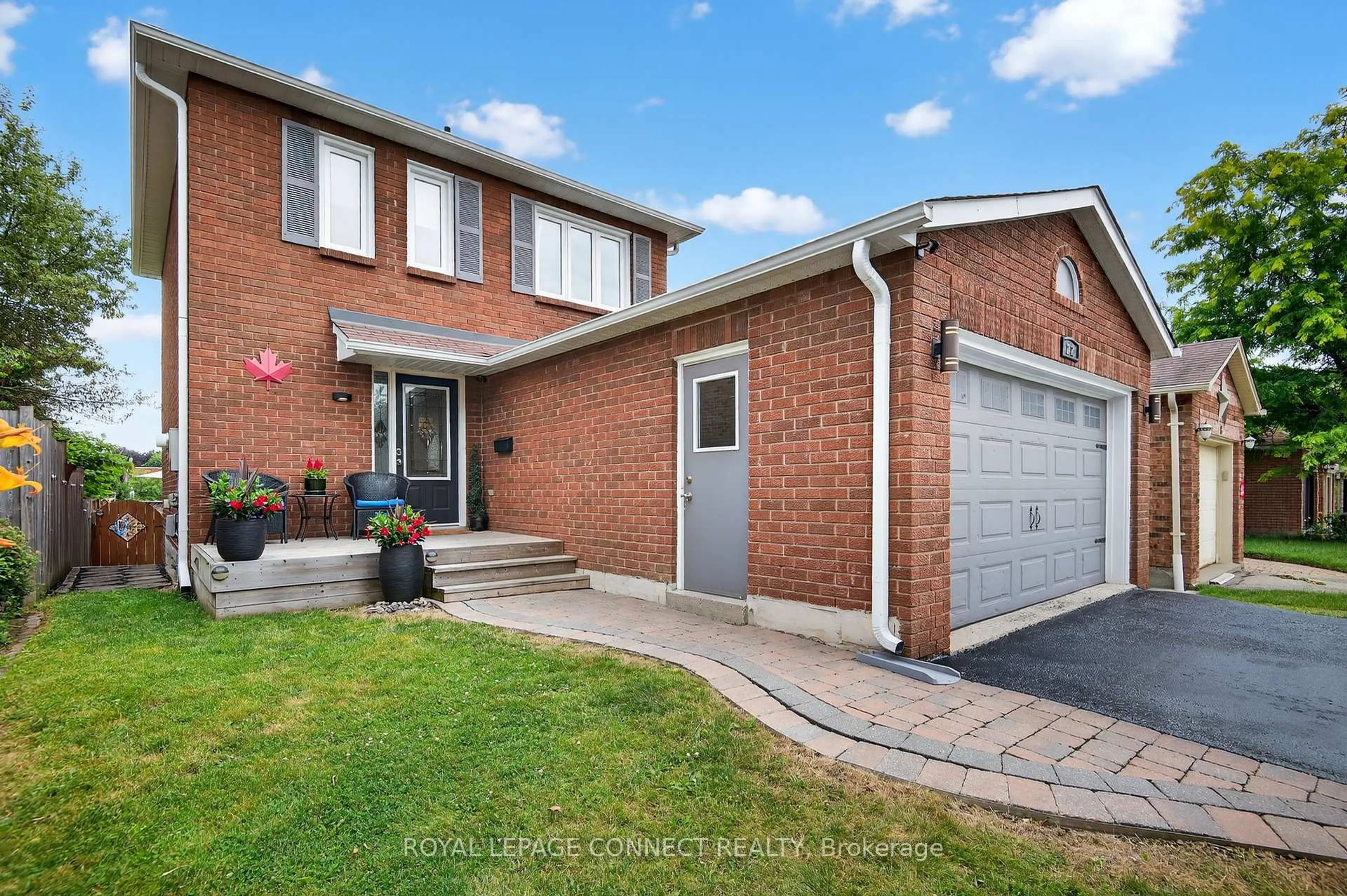 Home with brick exterior material, street for 22 Crawford Rose Dr, Aurora Ontario L4G 4P3