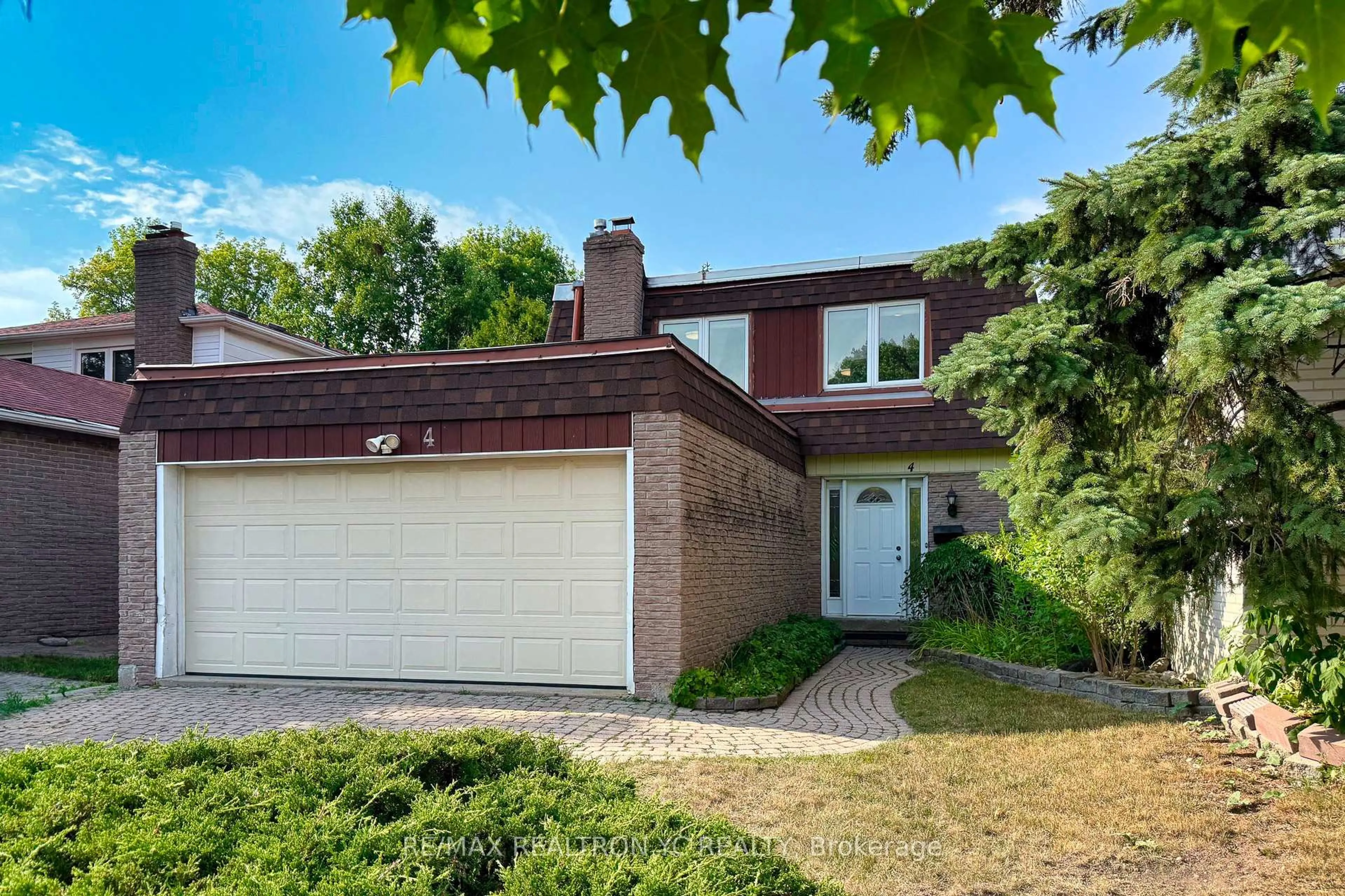 Home with brick exterior material, street for 4 Dersingham Cres, Markham Ontario L3T 4E7